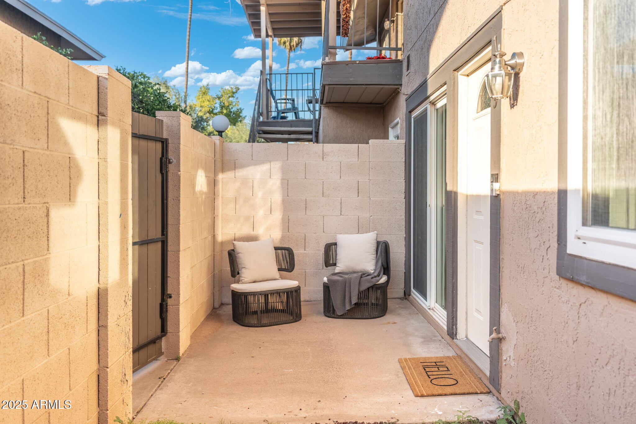 1113 N 84TH Place
