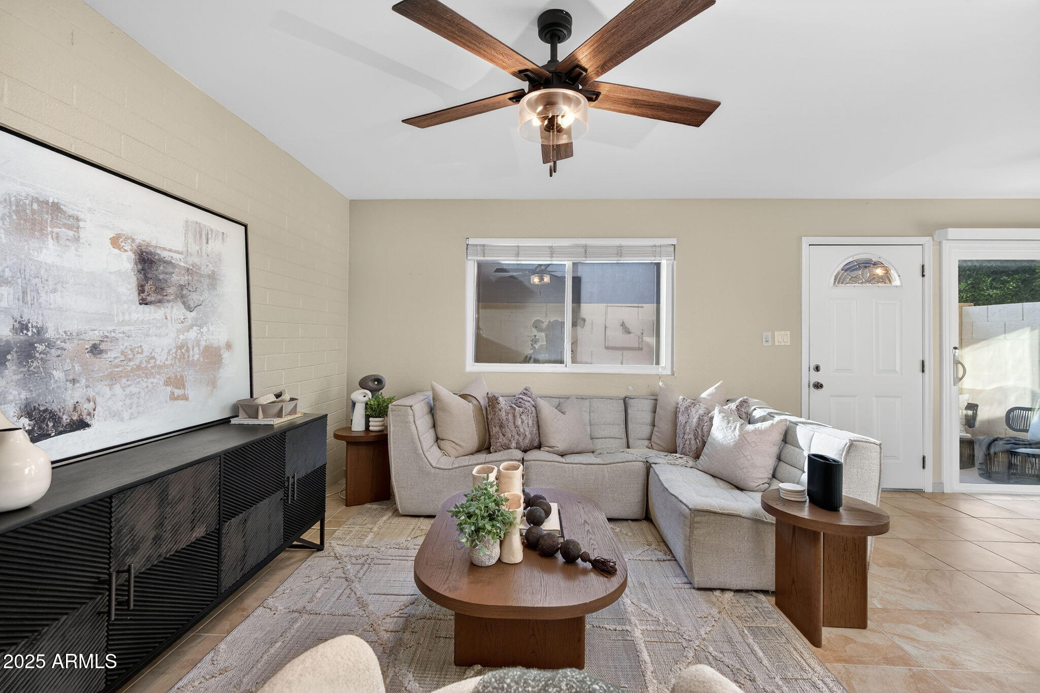 1113 N 84TH Place