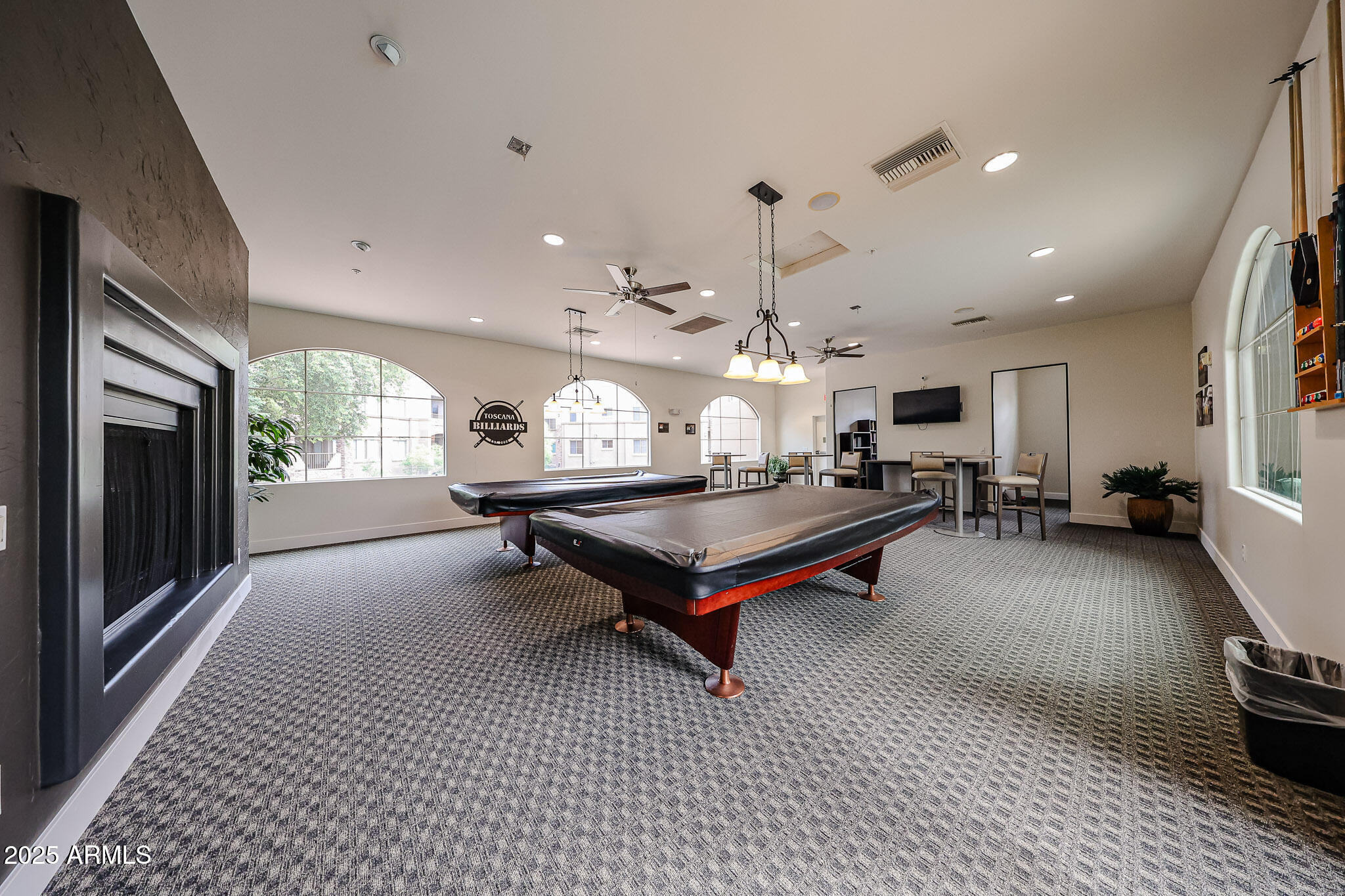 5350 E DEER VALLEY Drive 2434