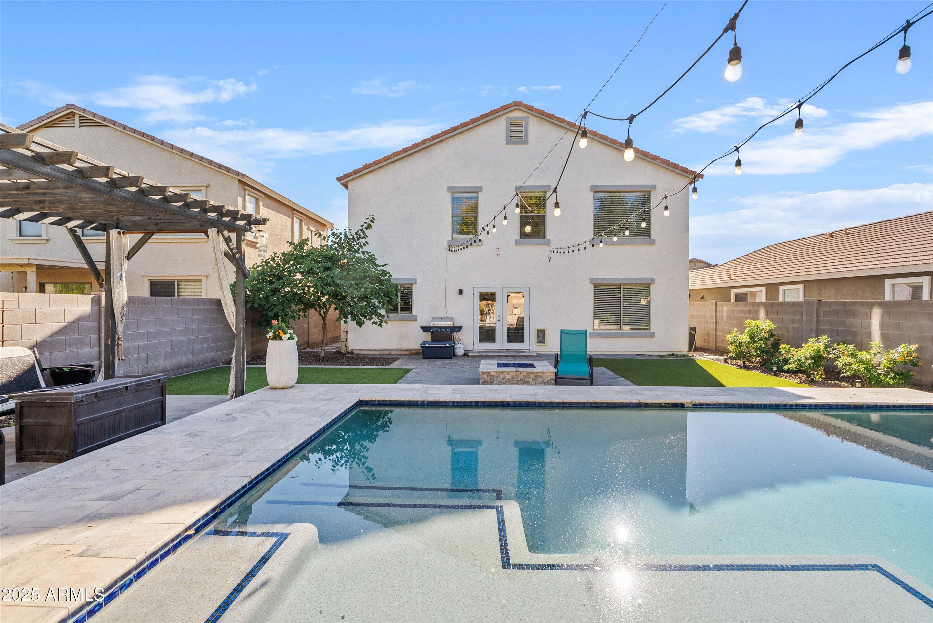 504 E ANASTASIA Street