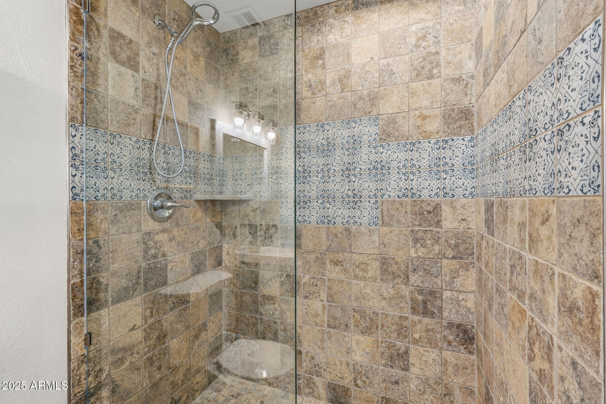 8725 E CORONADO Road