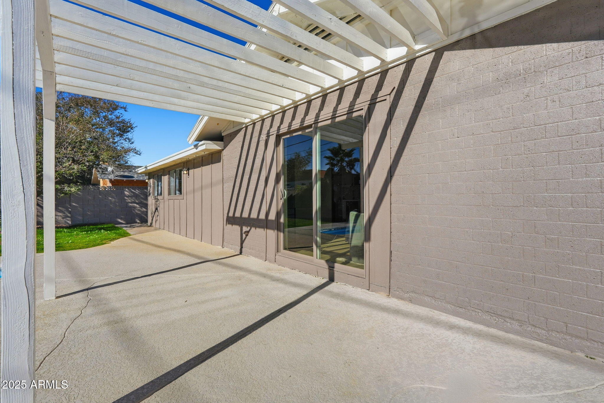 8725 E CORONADO Road