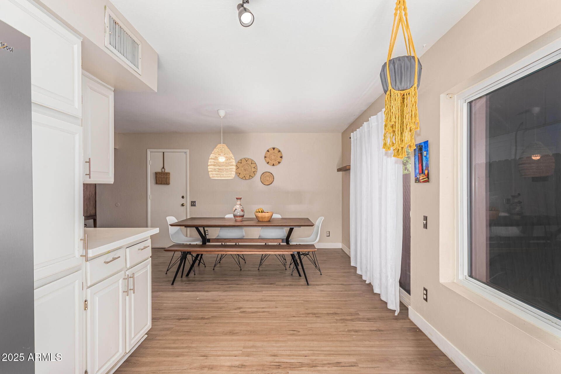 959 E LOBSTER TRAP Lane