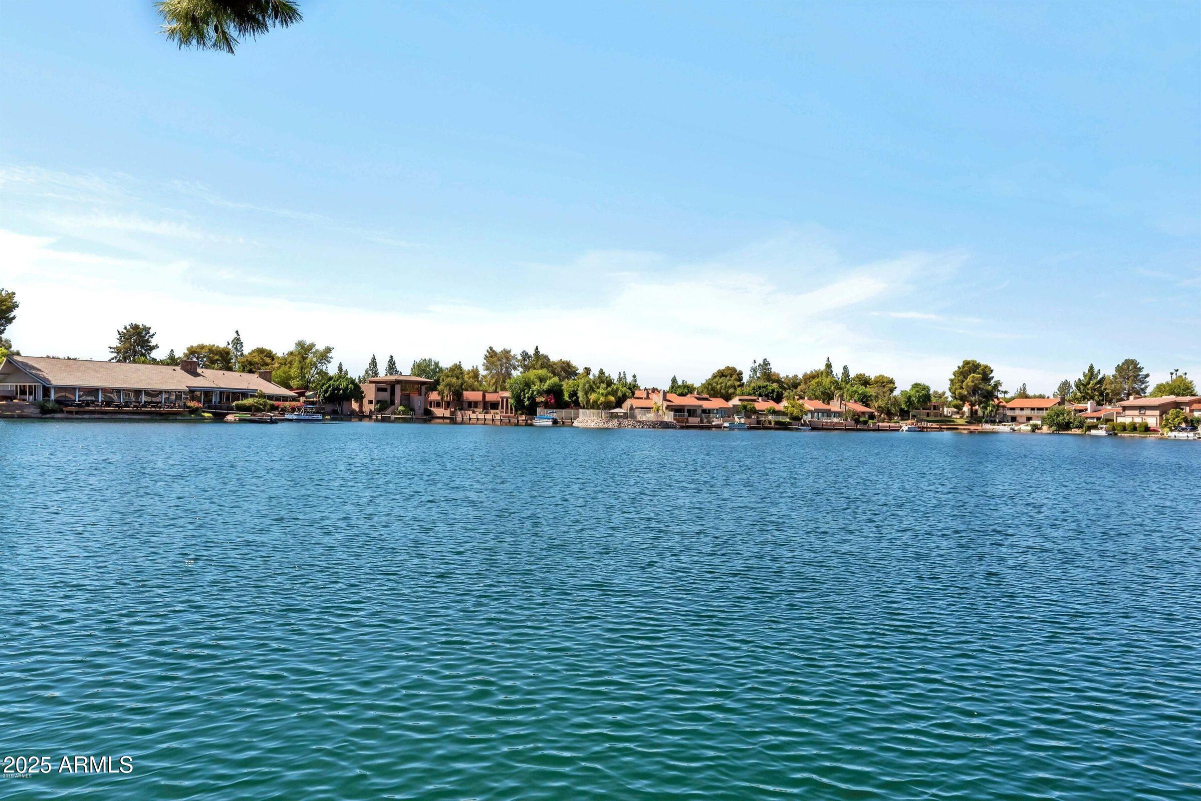 959 E LOBSTER TRAP Lane