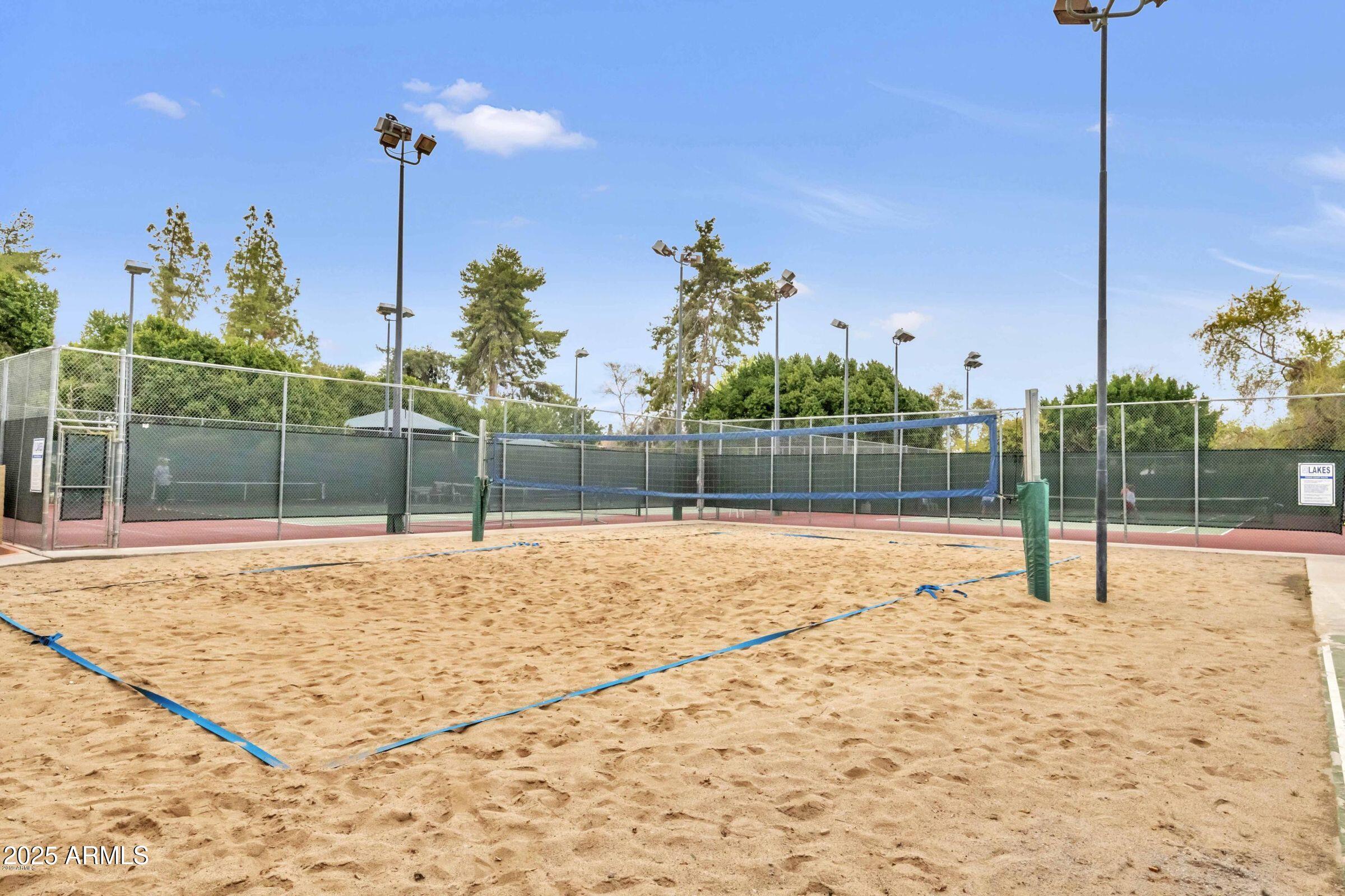 959 E LOBSTER TRAP Lane