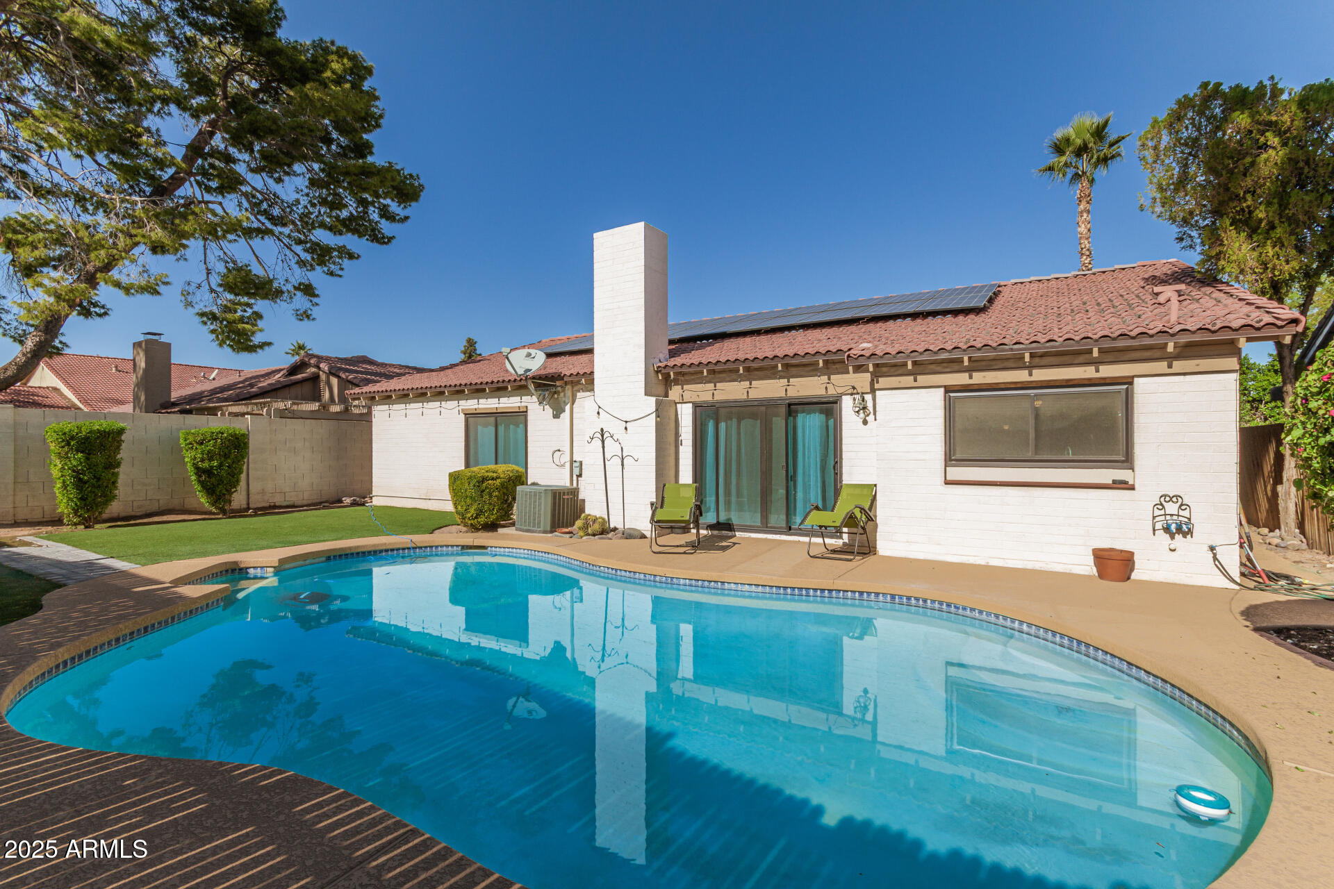 959 E LOBSTER TRAP Lane