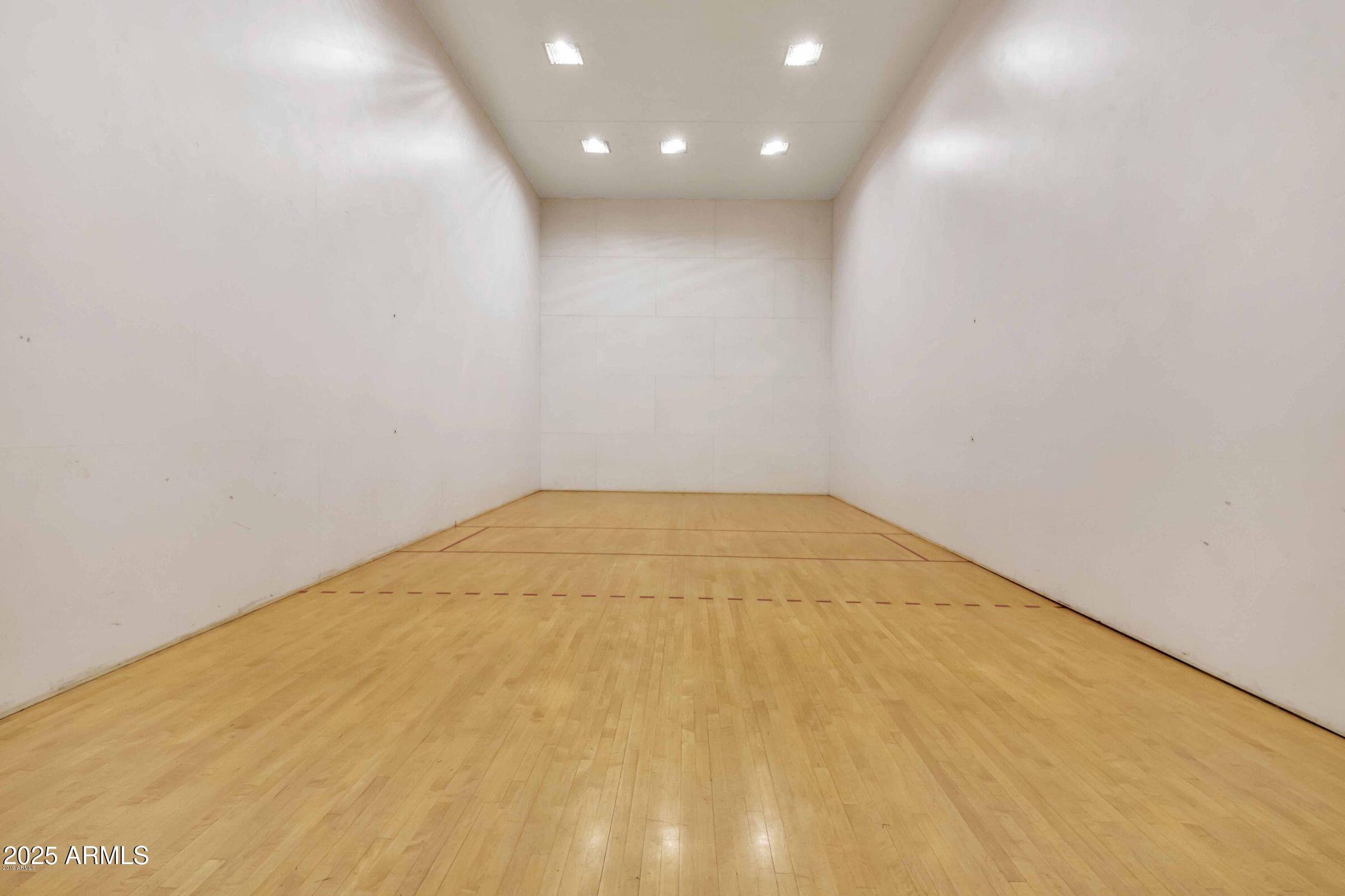 959 E LOBSTER TRAP Lane