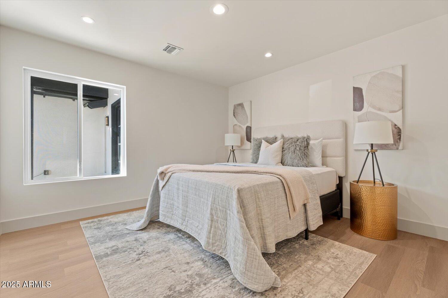 8408 E RANCHO VISTA Drive