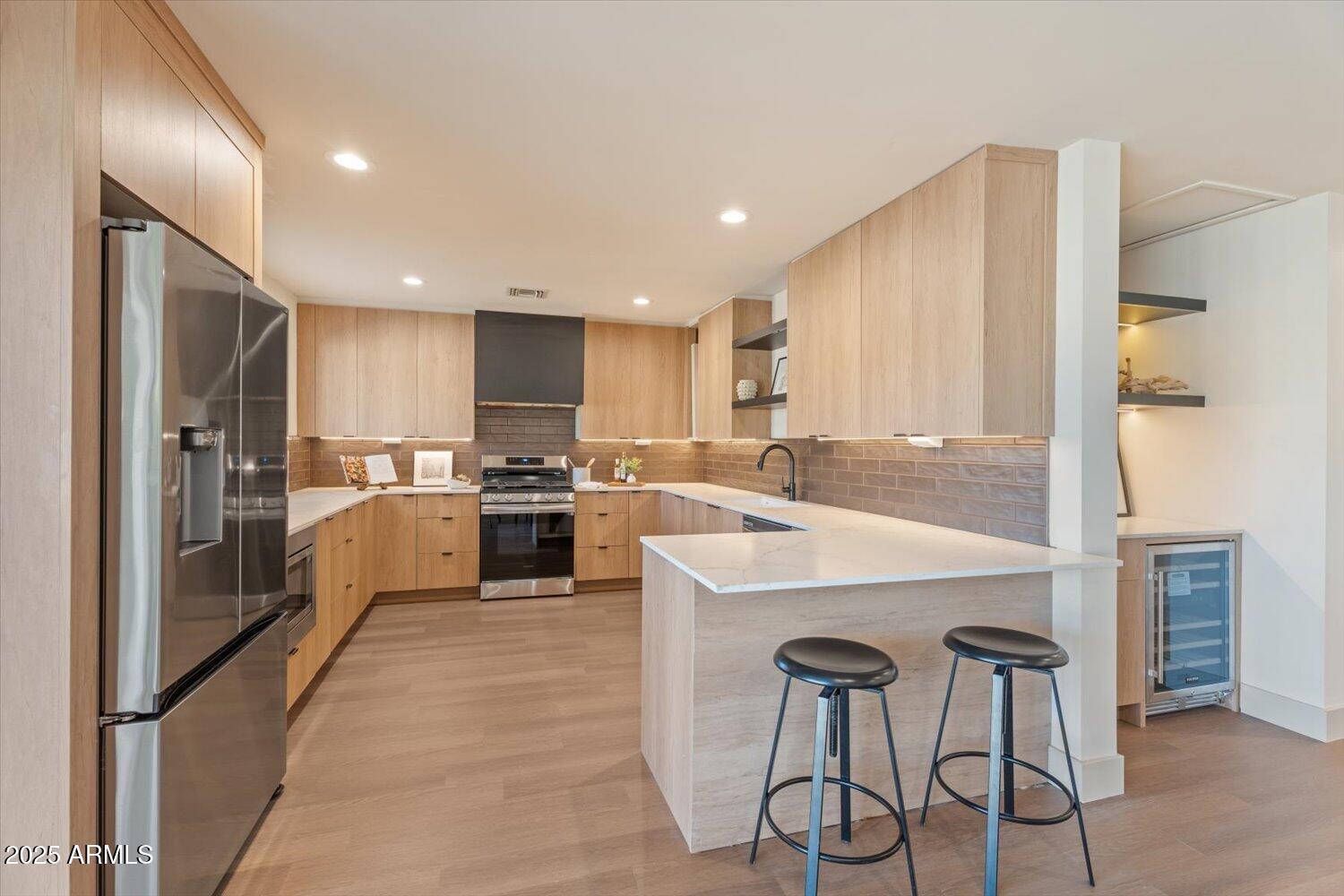 8408 E RANCHO VISTA Drive