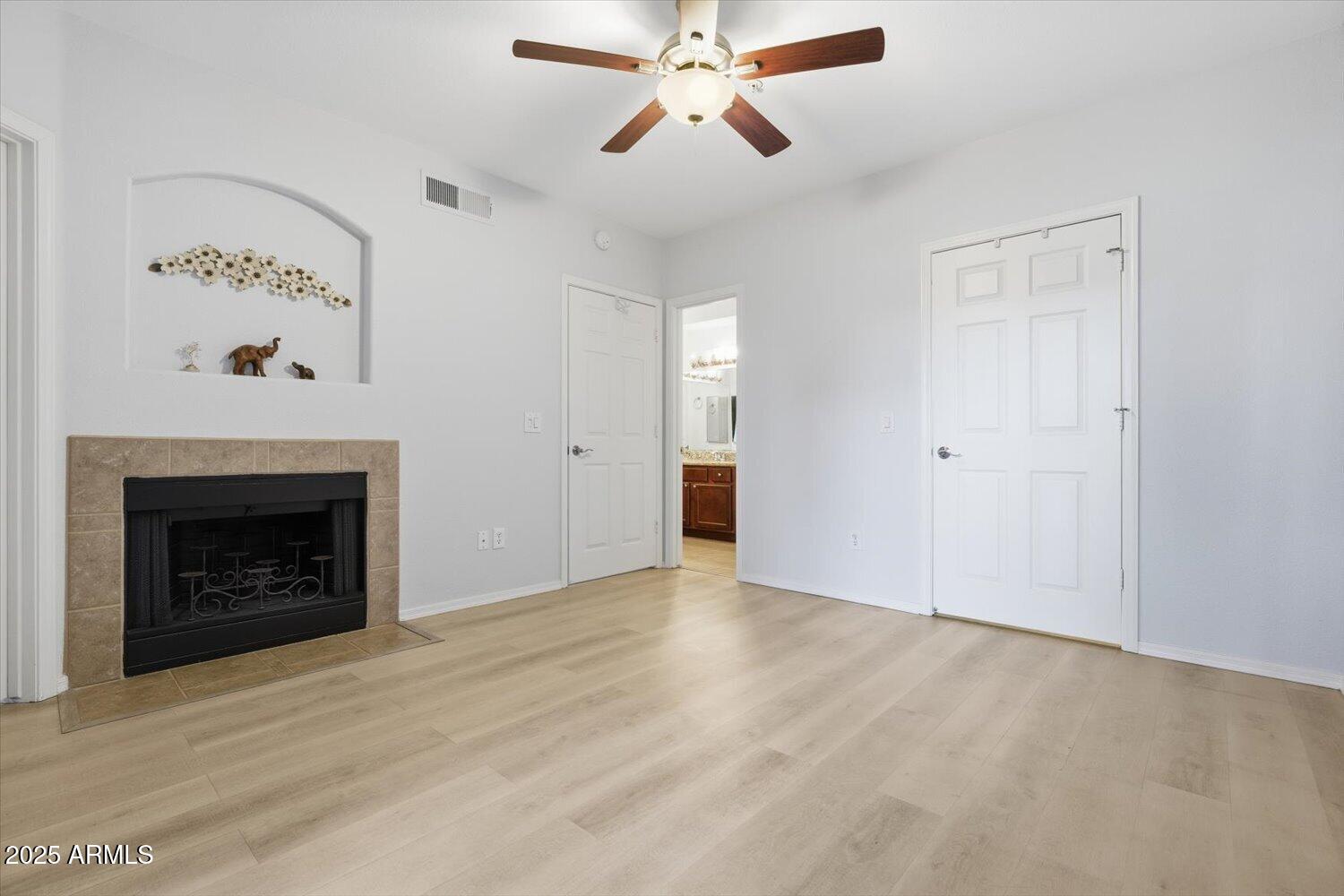 15095 N THOMPSON PEAK Parkway 1095