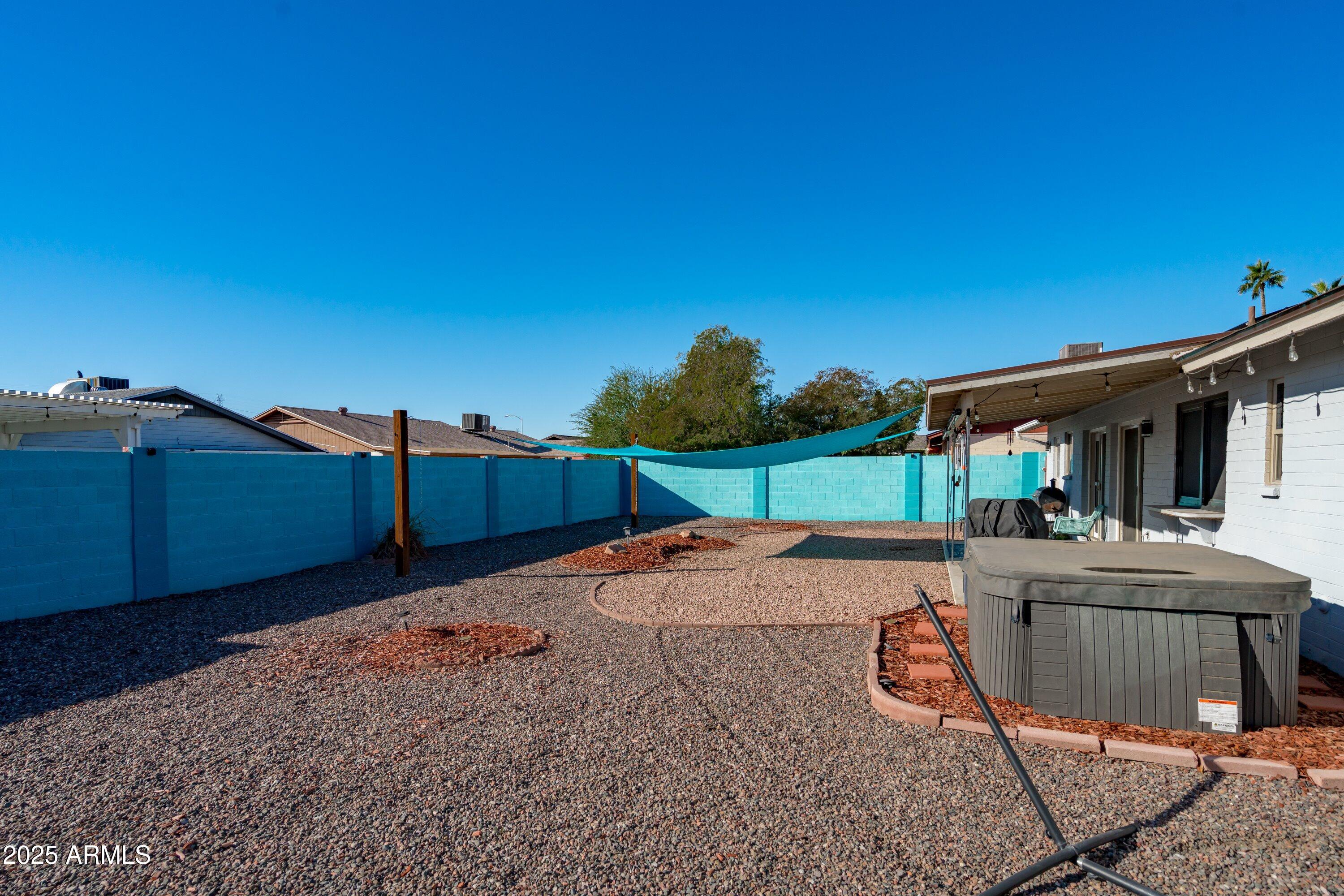 10443 W BUTLER Drive