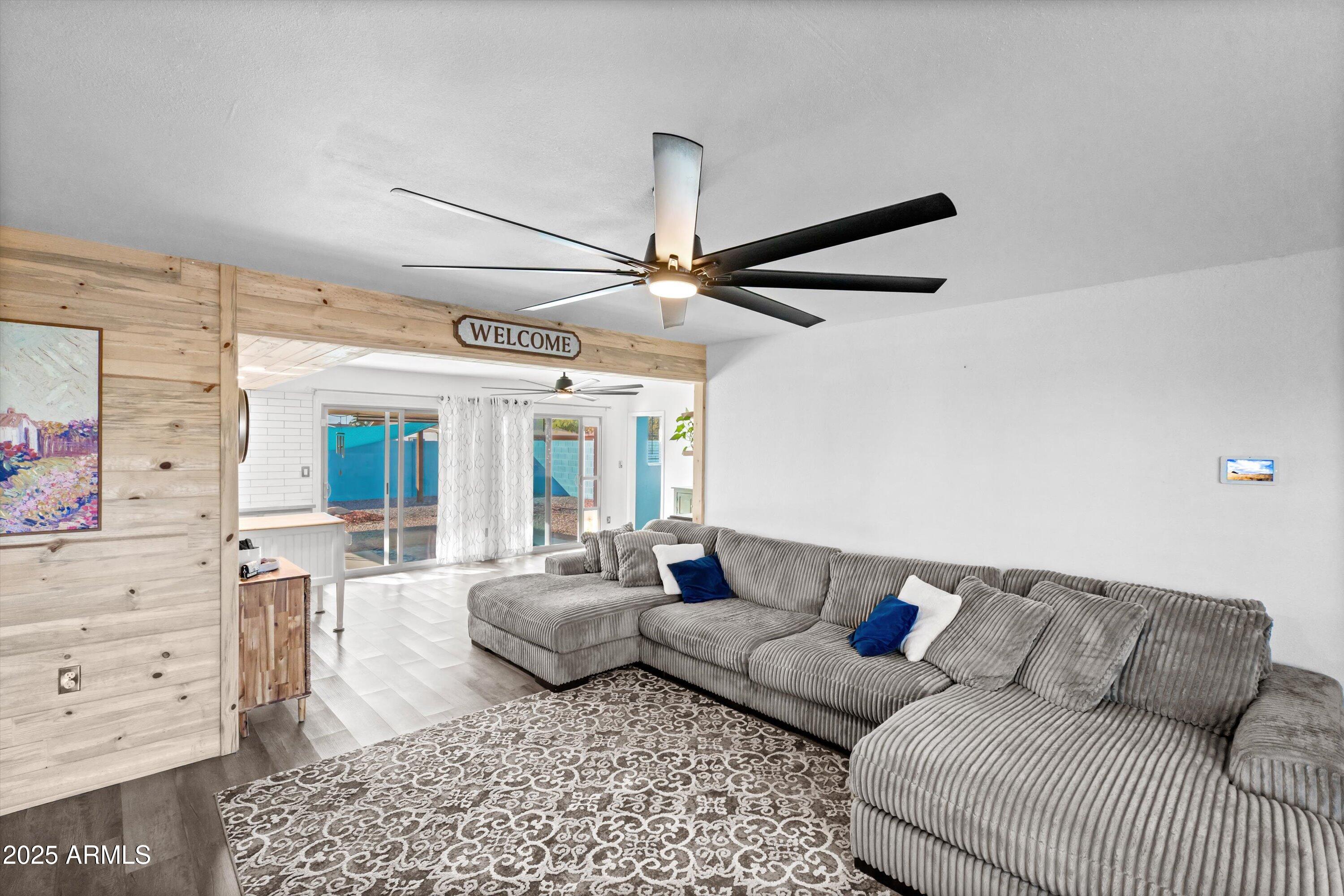 10443 W BUTLER Drive