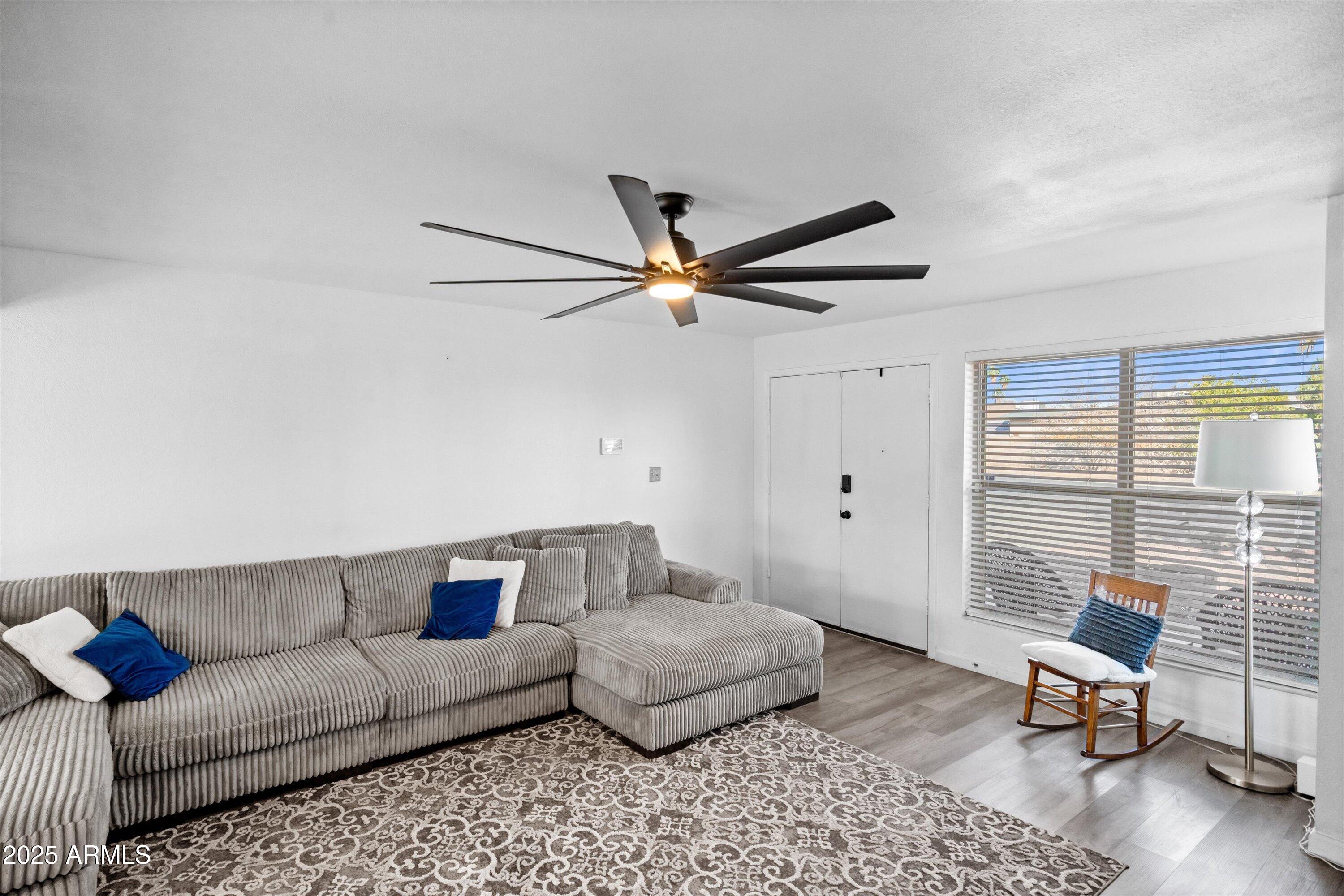 10443 W BUTLER Drive