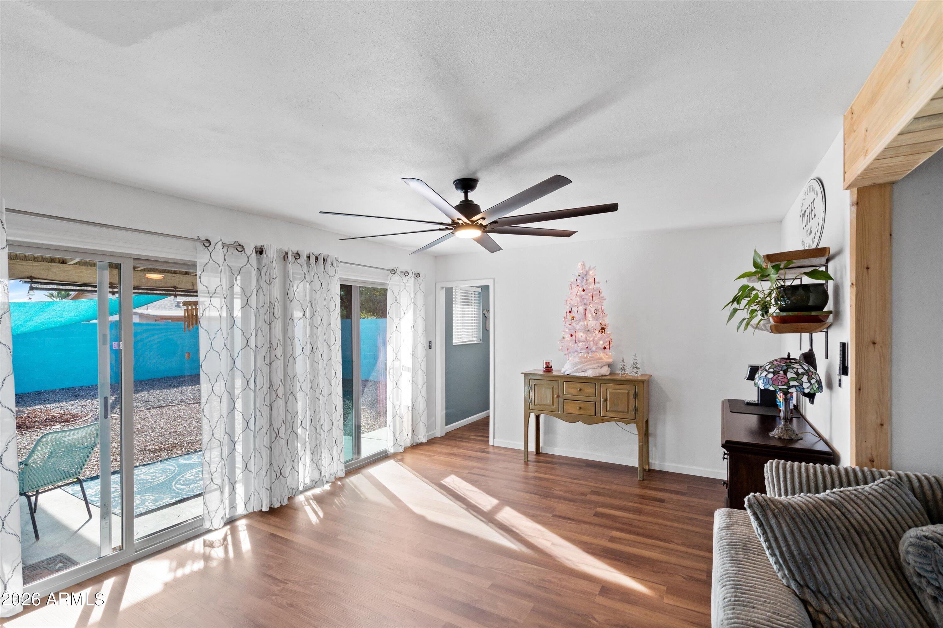 10443 W BUTLER Drive