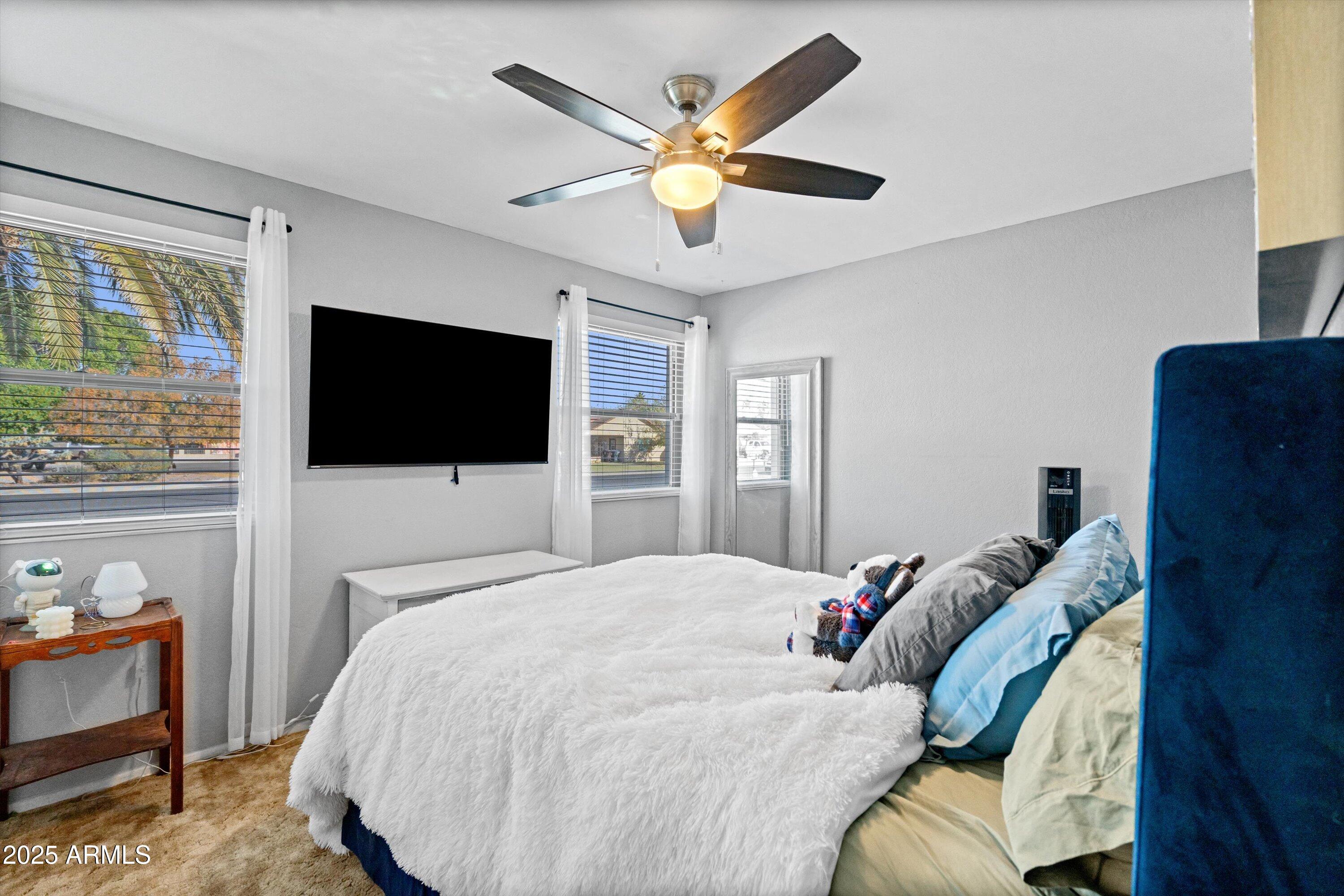 10443 W BUTLER Drive