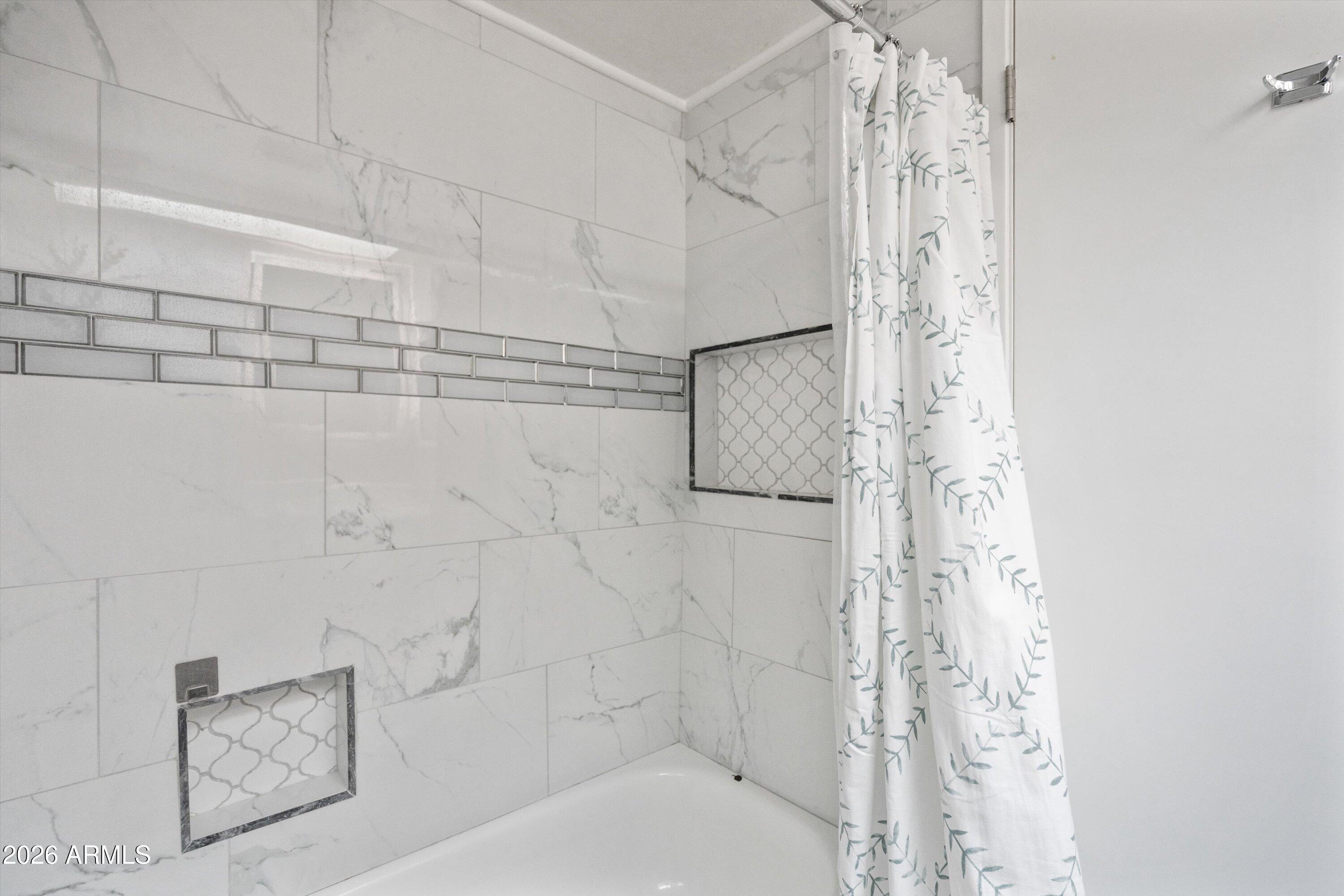 10443 W BUTLER Drive