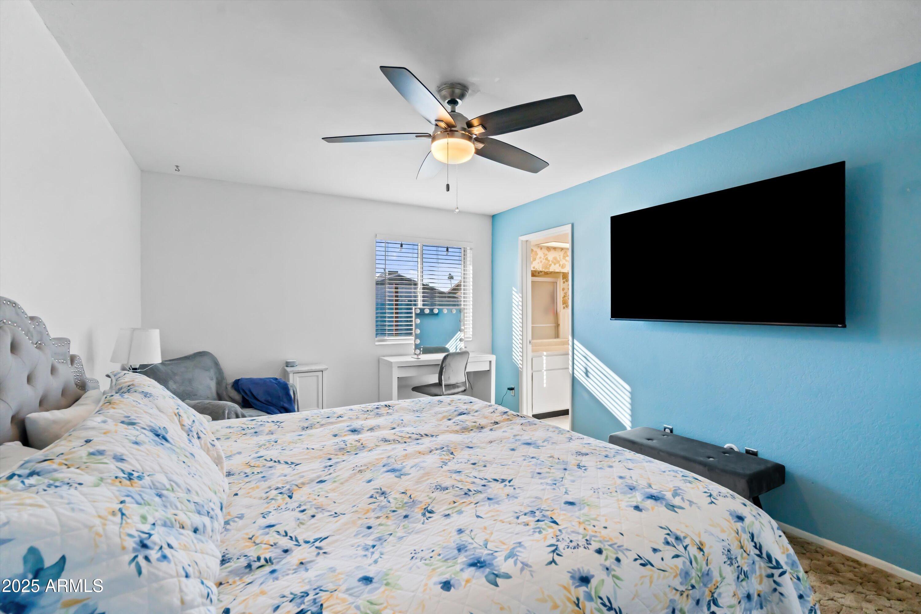 10443 W BUTLER Drive