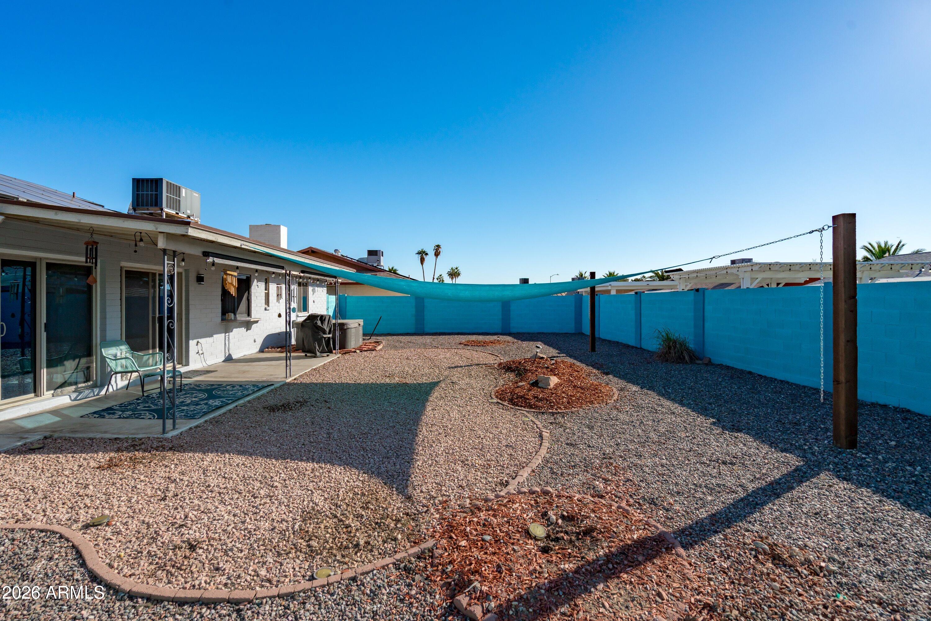 10443 W BUTLER Drive