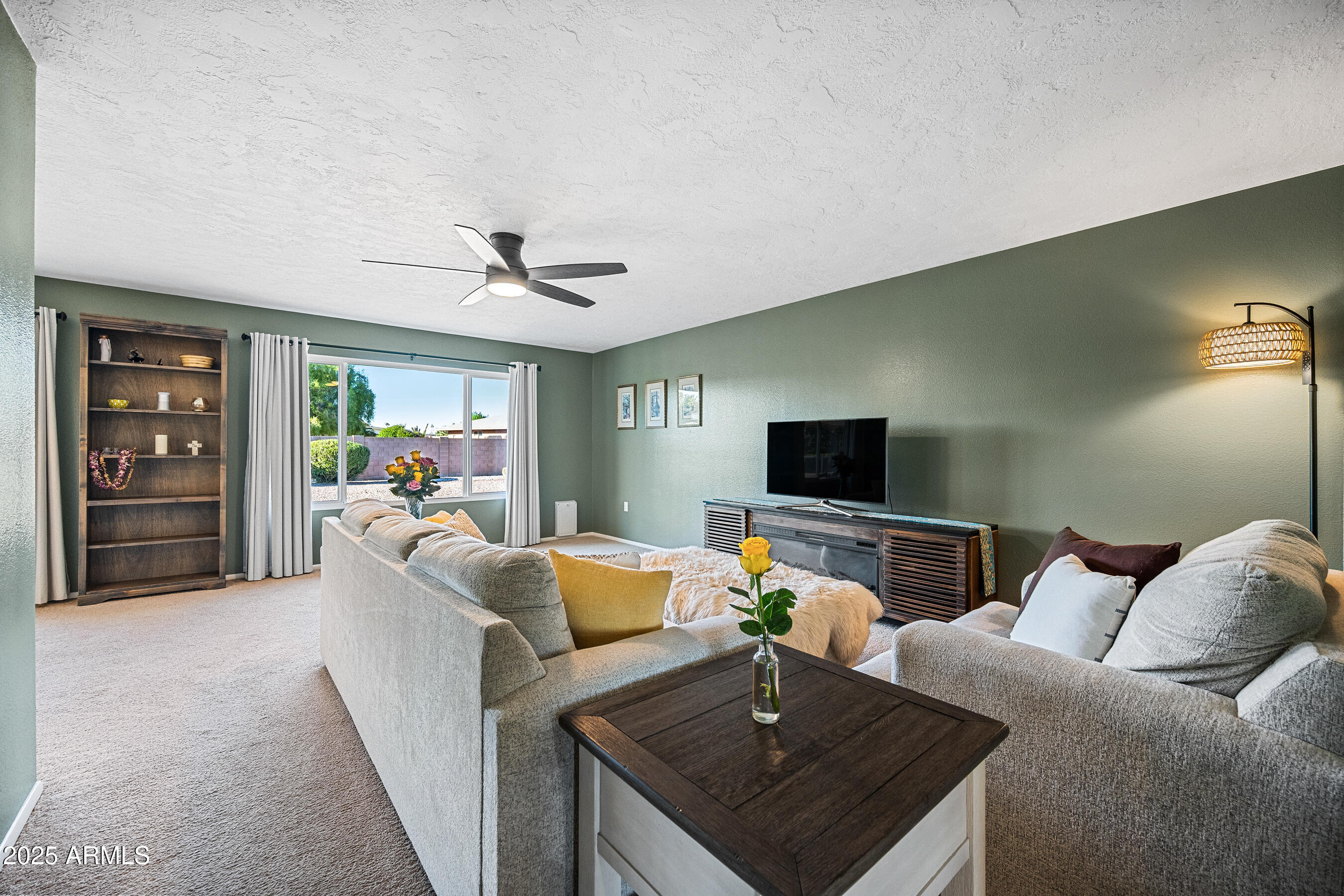 16869 N Meadow Park Drive