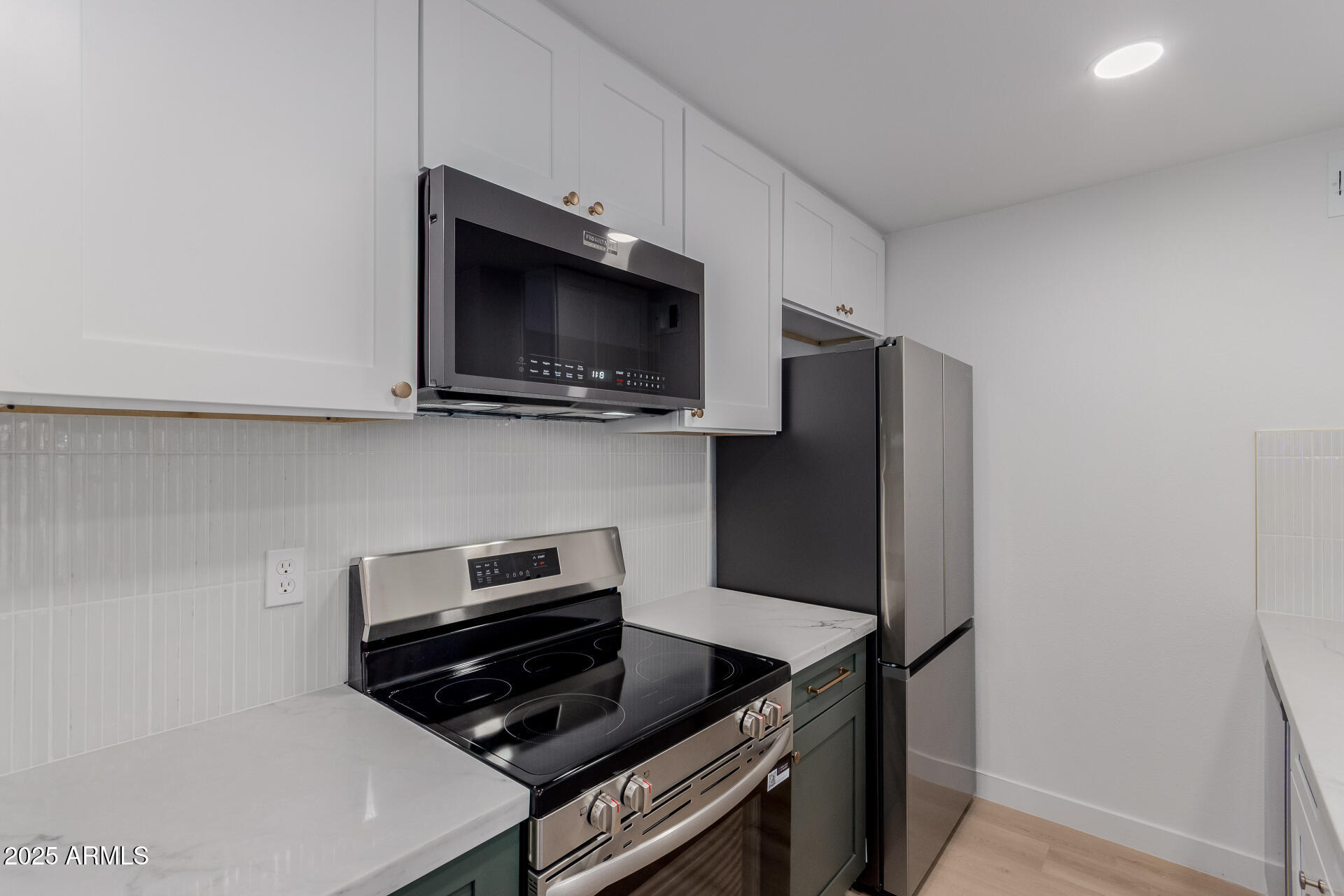 8055 E THOMAS Road M101