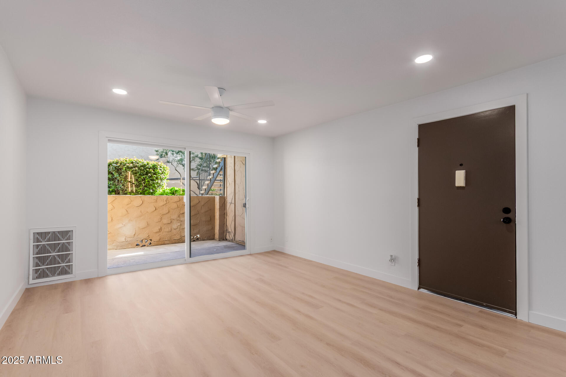 8055 E THOMAS Road M101