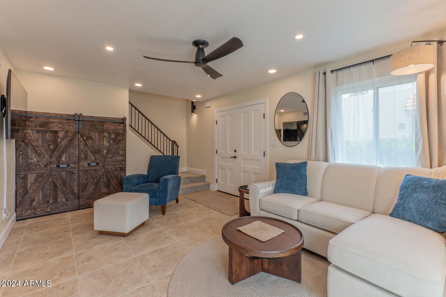 7809 E VALLEY VISTA Drive