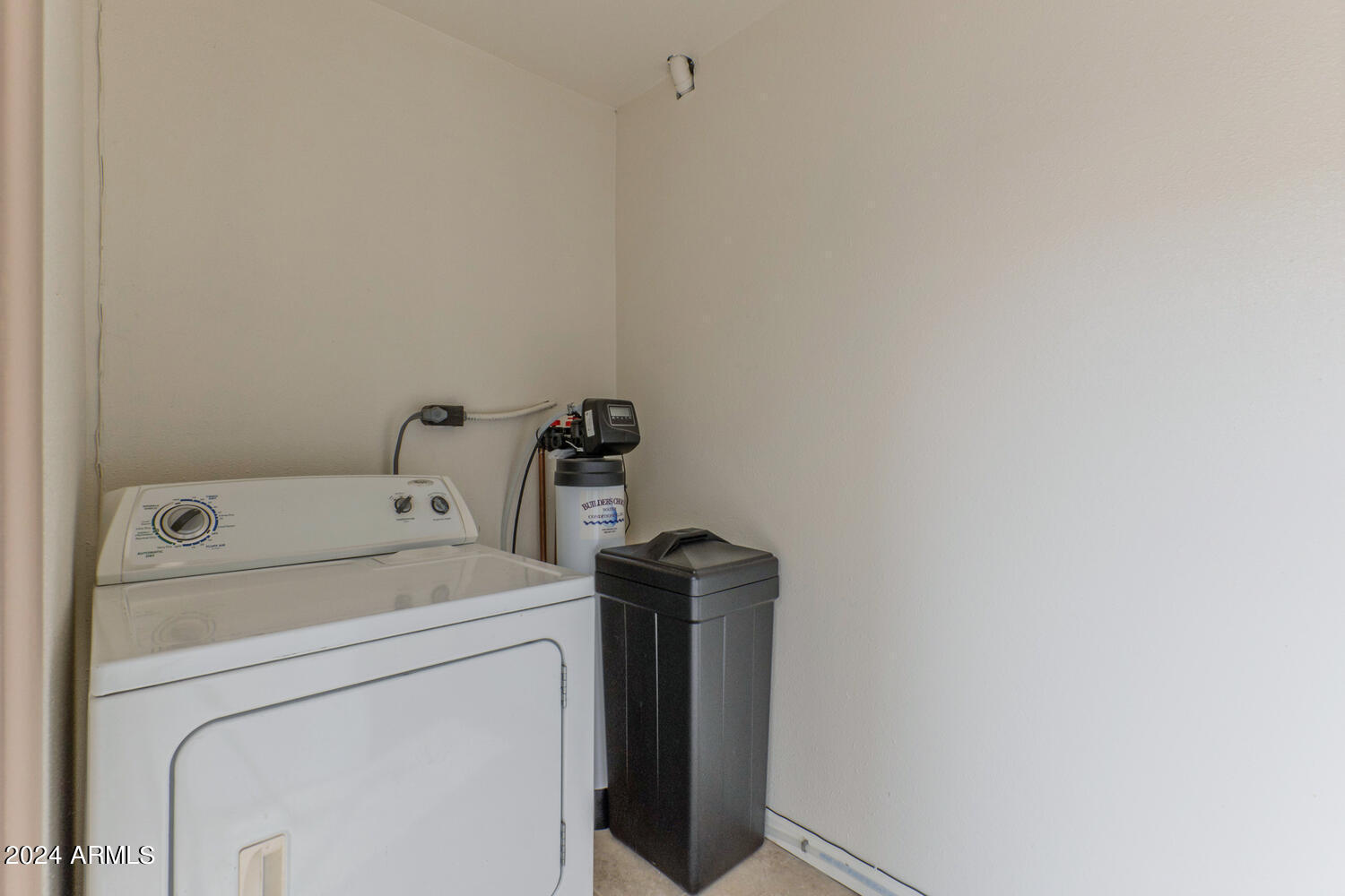 7809 E VALLEY VISTA Drive