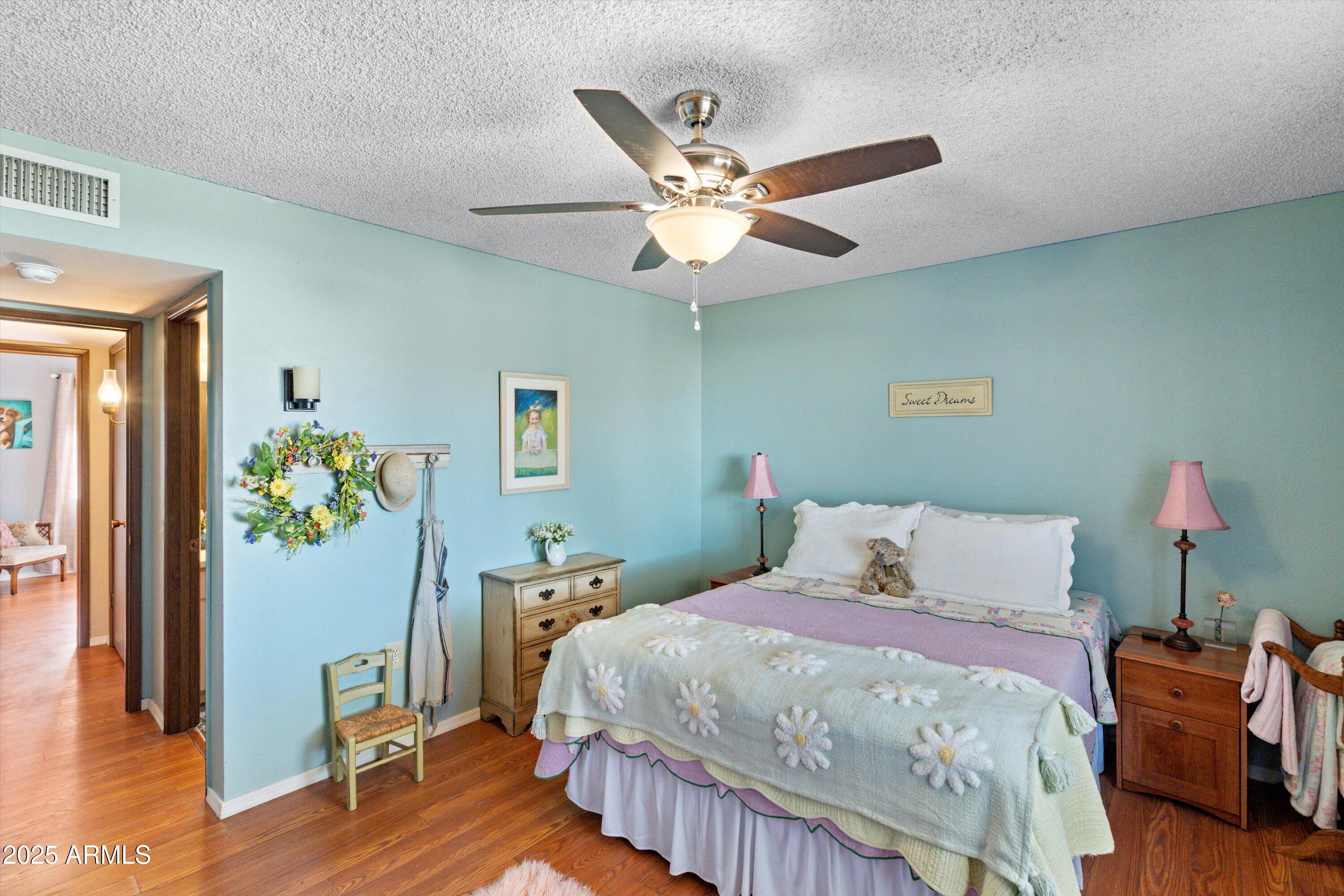 10410 W CAMPANA Drive