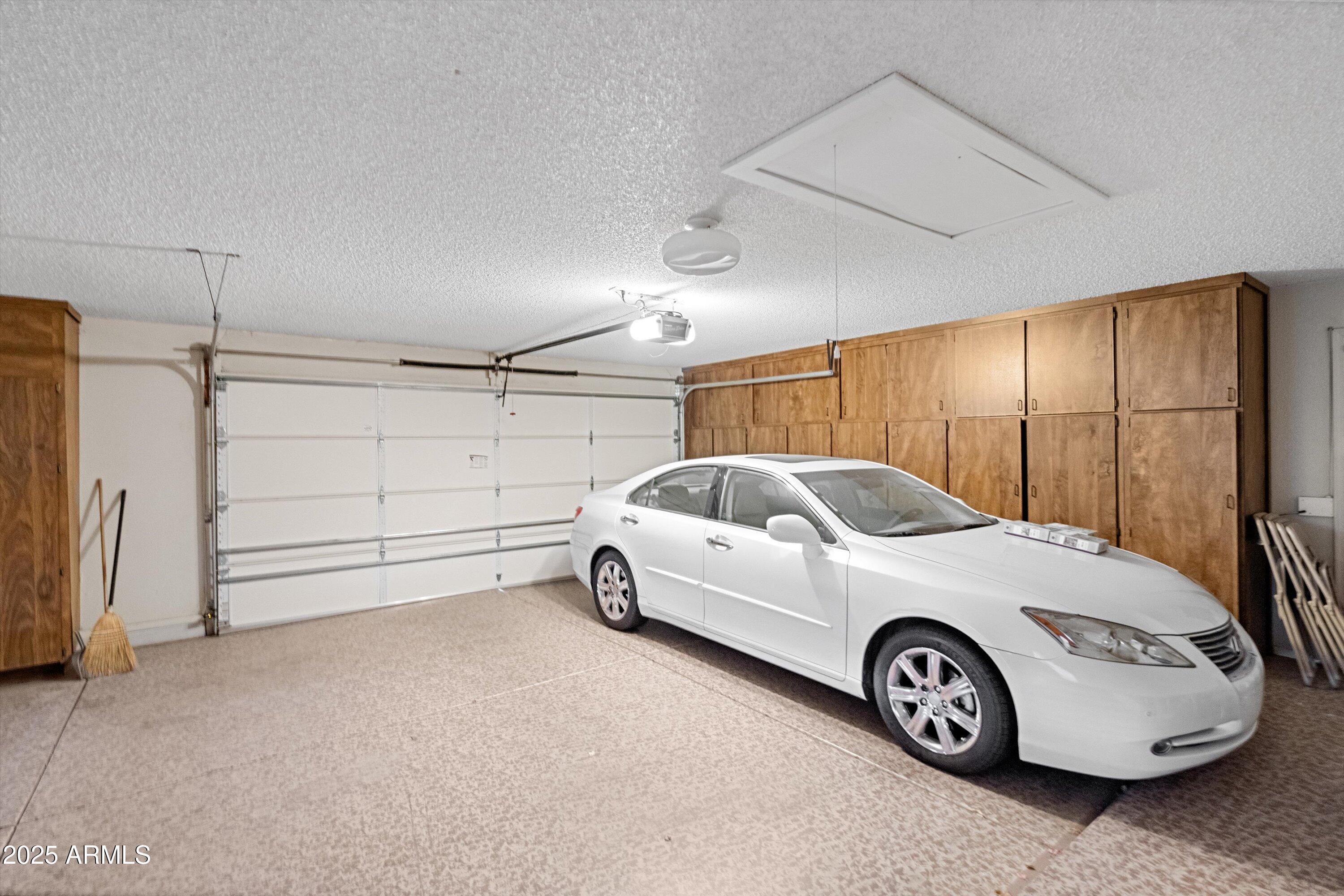 13423 W GABLE HILL Drive