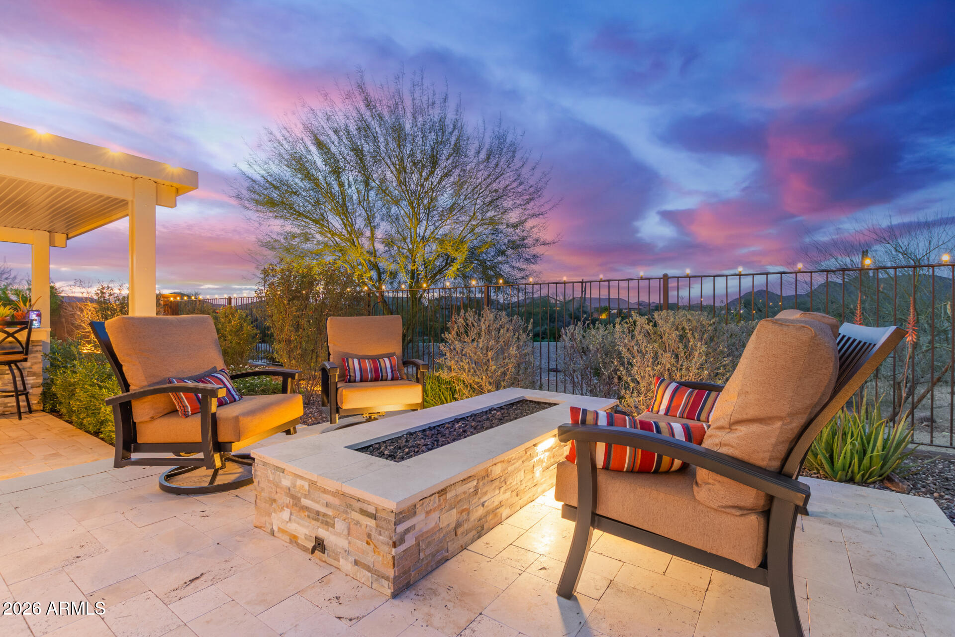 2132 W SIERRA SUNSET Trail