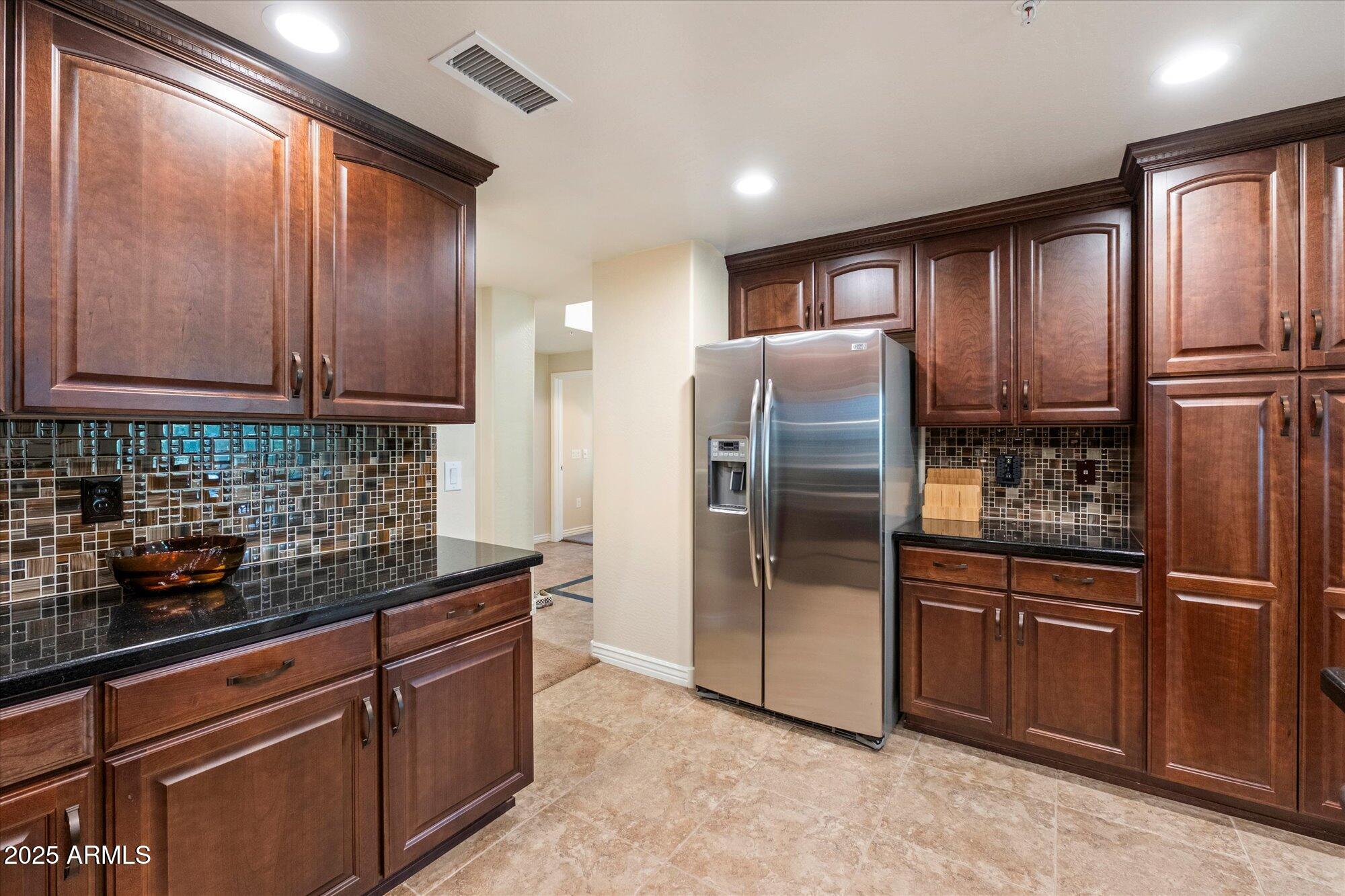 21320 N 56th Street 2148