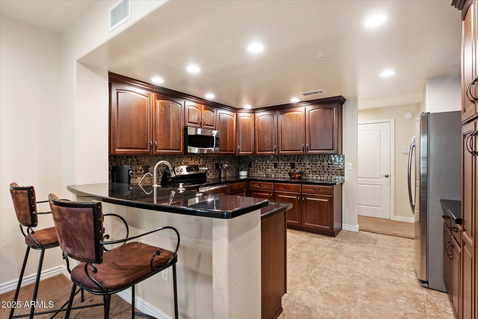 21320 N 56th Street 2148