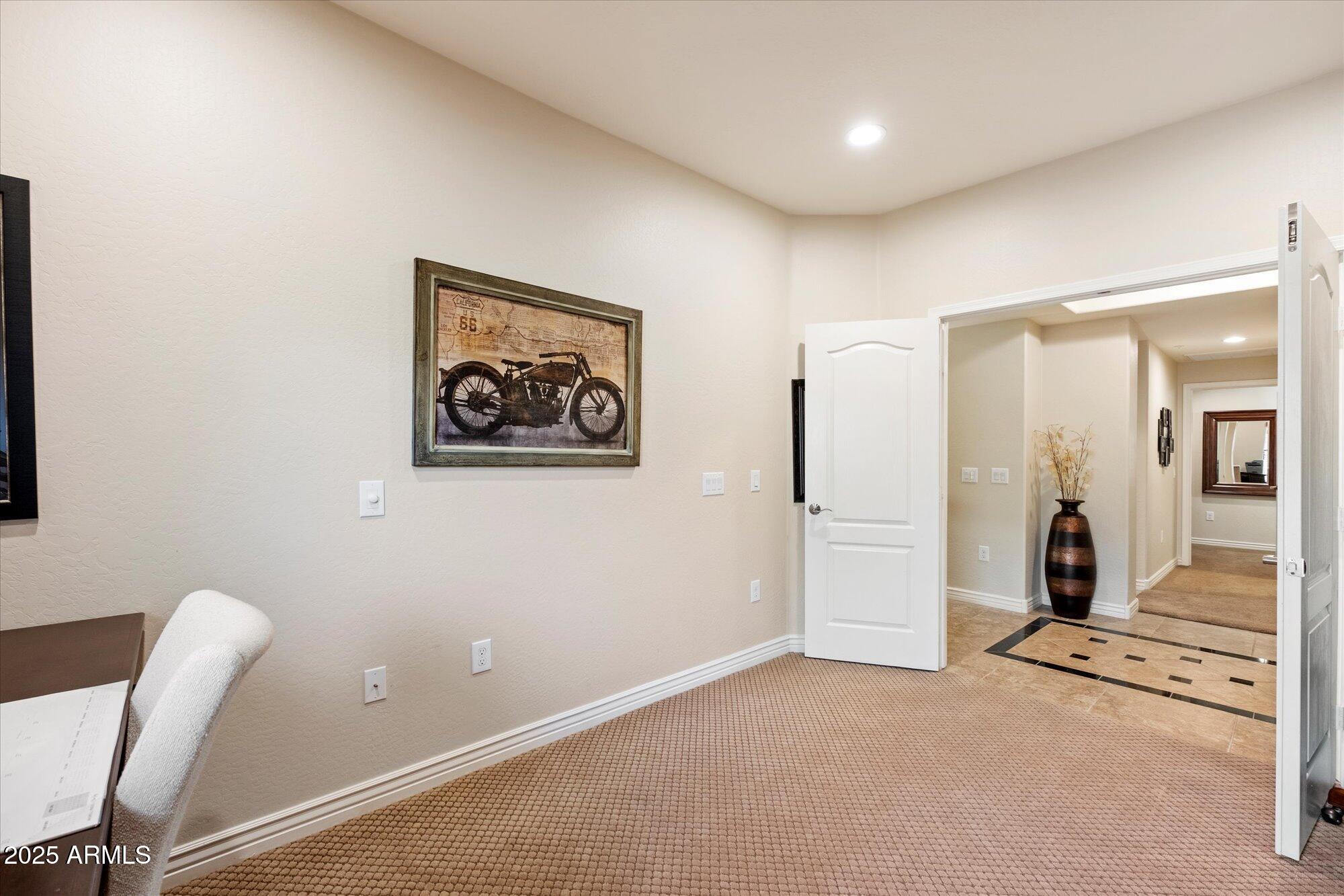 21320 N 56th Street 2148