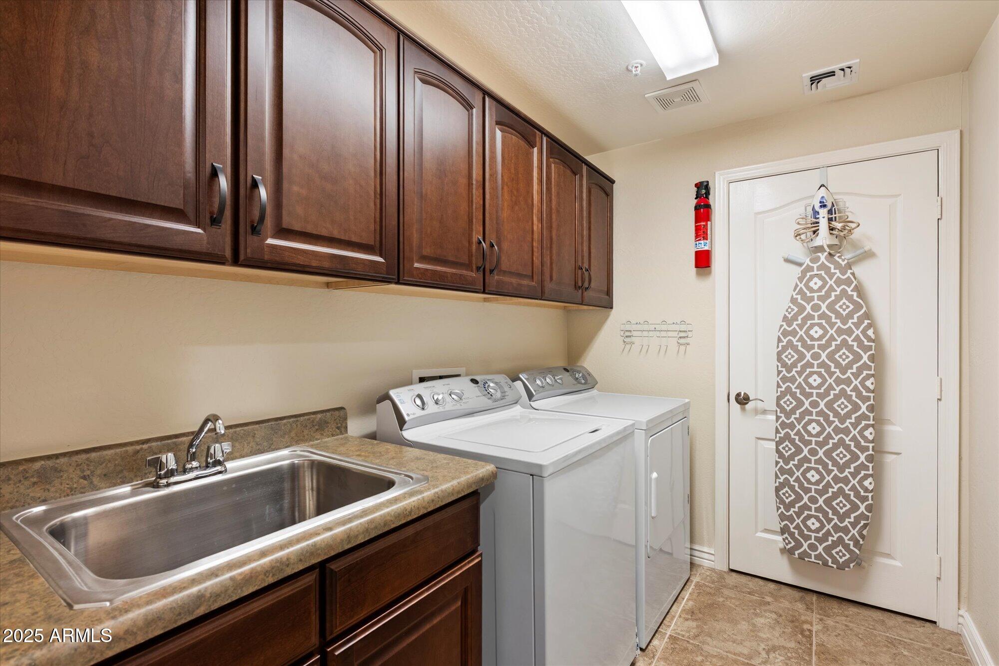 21320 N 56th Street 2148