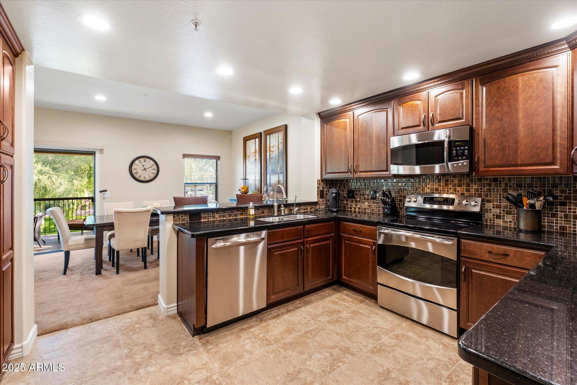 21320 N 56th Street 2148