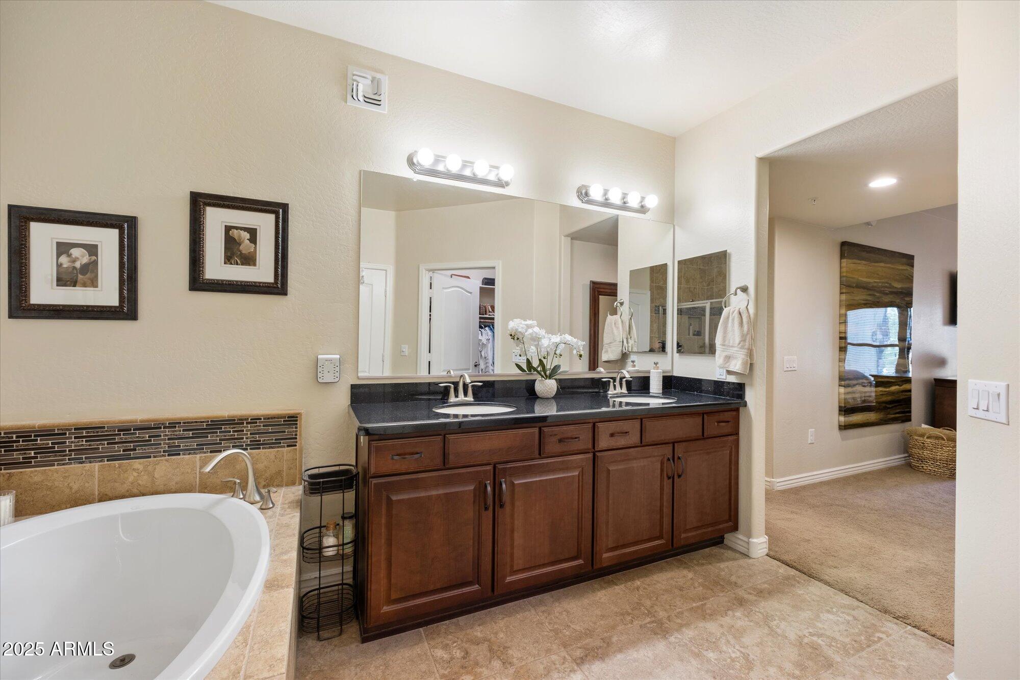 21320 N 56th Street 2148