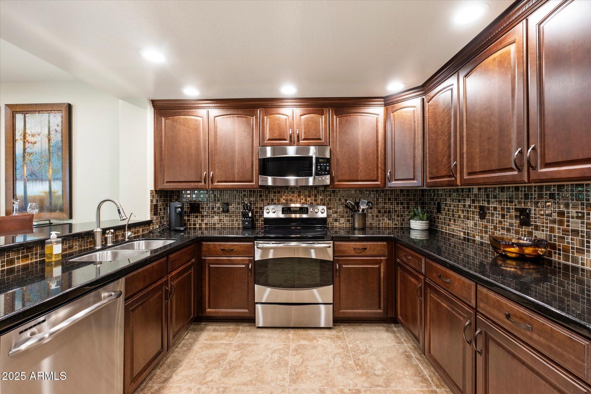 21320 N 56th Street 2148