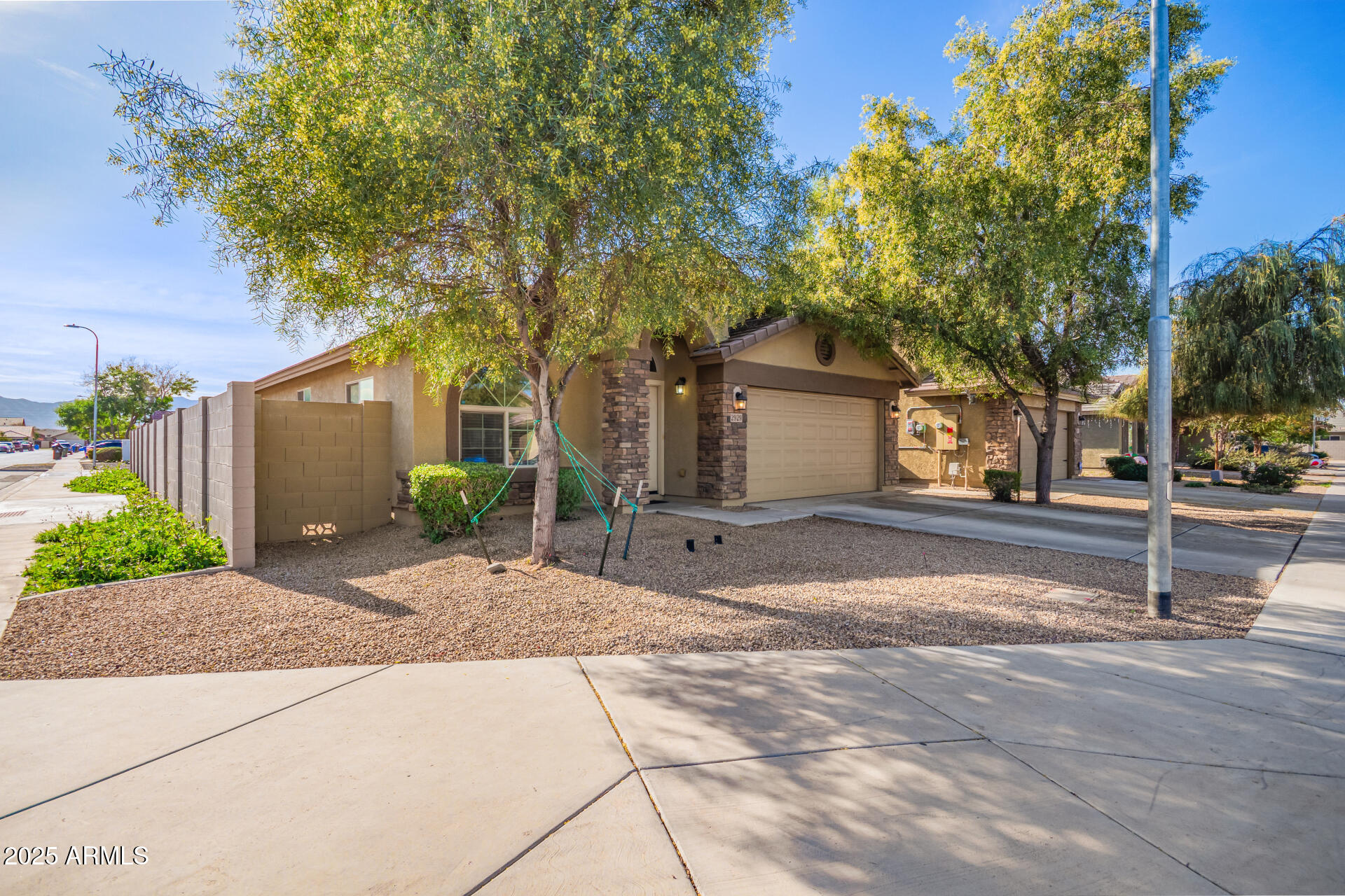 2929 W LA SALLE Street