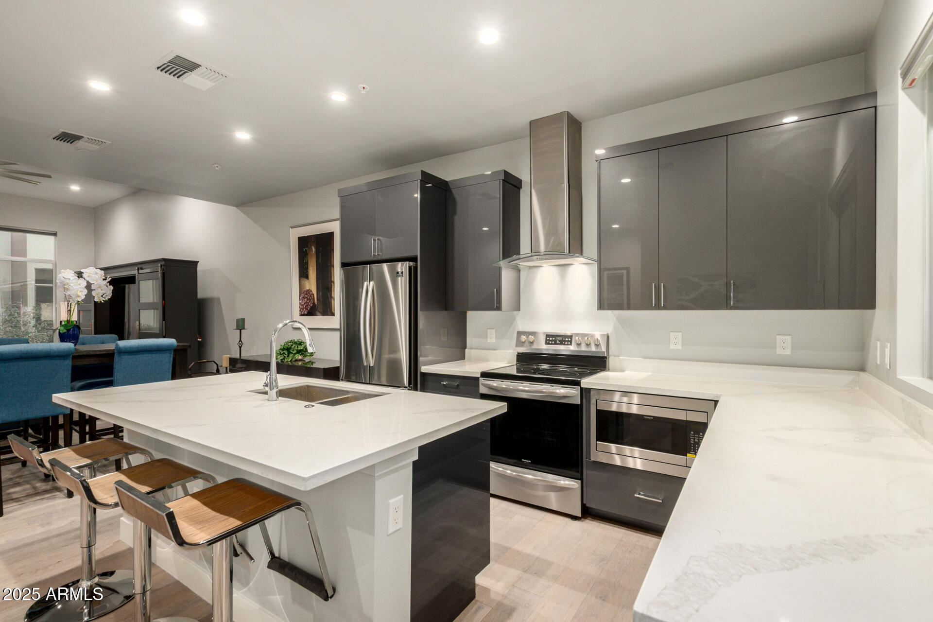 16510 N 92ND Street 1008