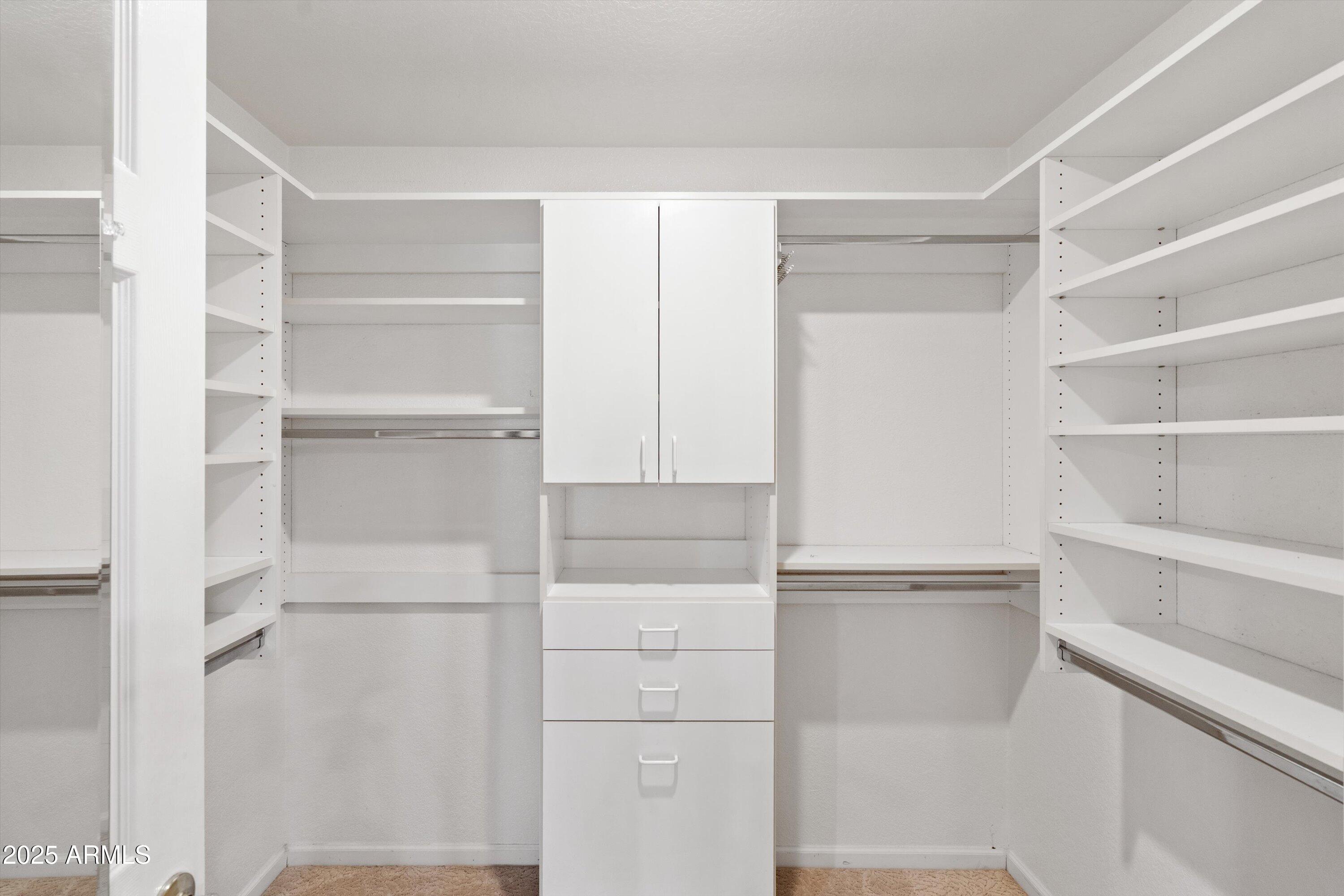 9130 E CRYSTAL Drive