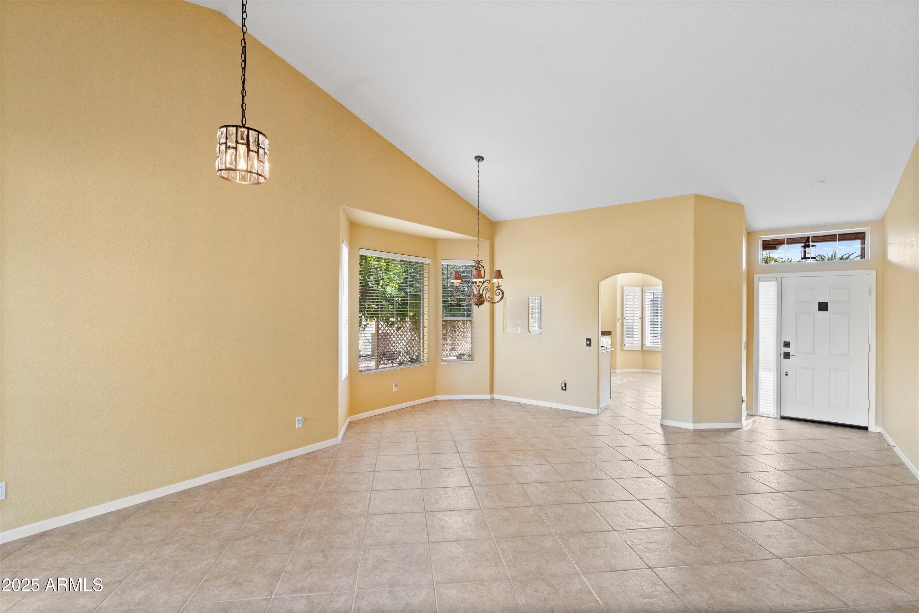 9130 E CRYSTAL Drive