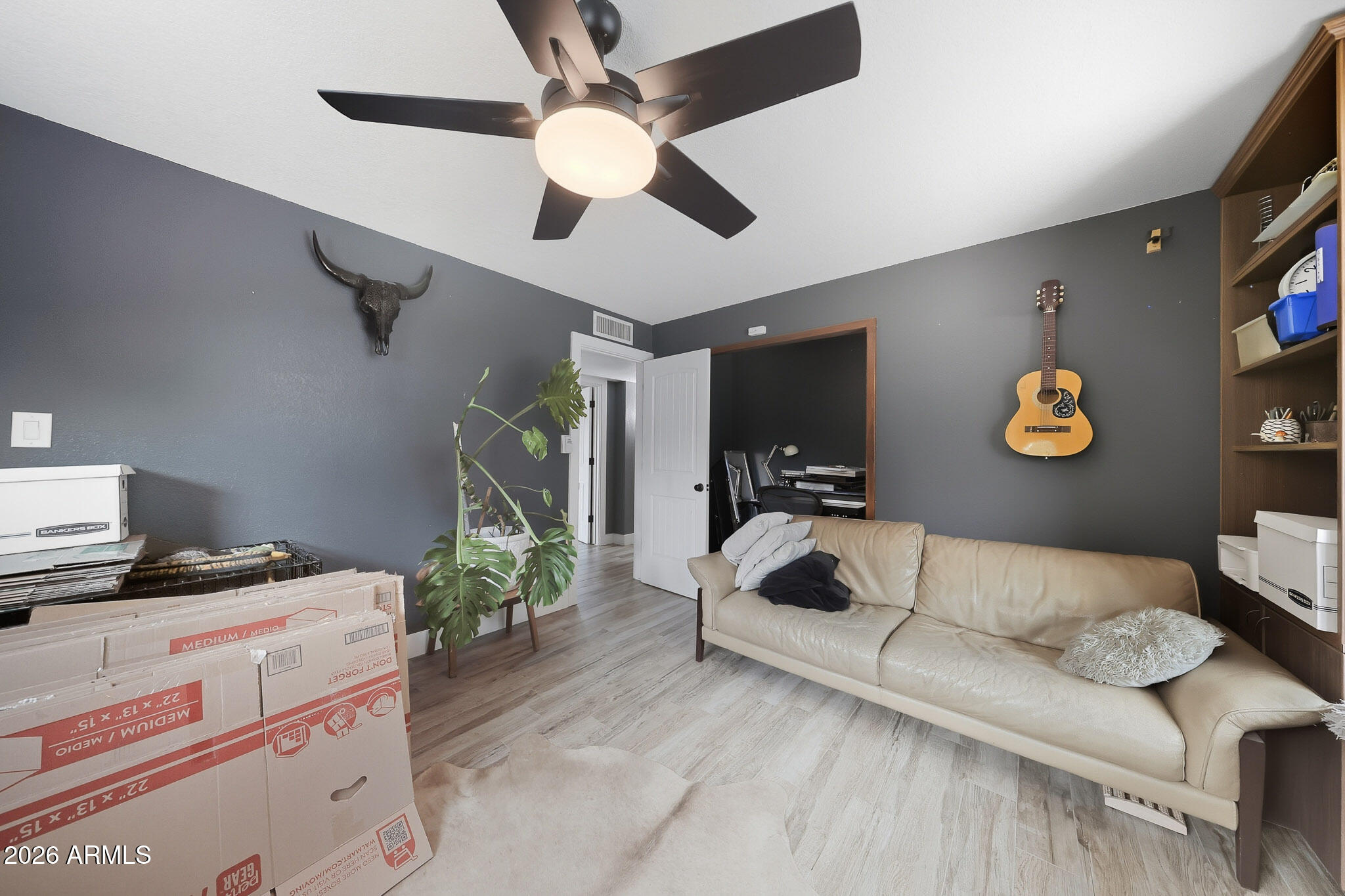 325 N FRASER Drive W