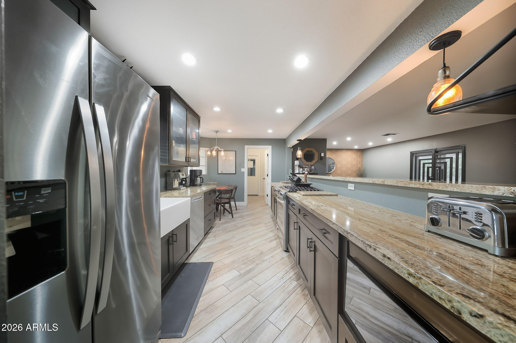 325 N FRASER Drive W