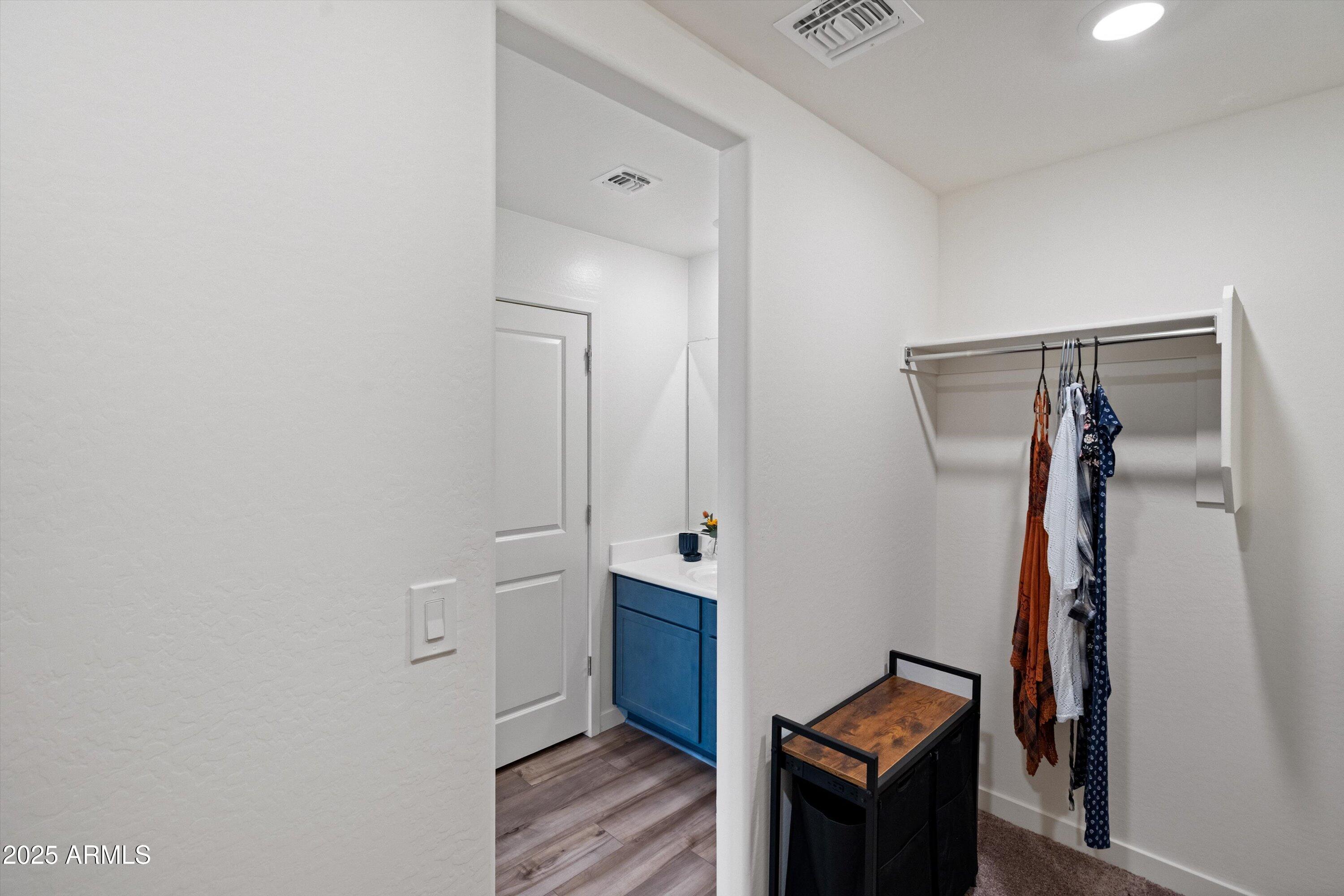 607 S WEST VIRGINIA Avenue