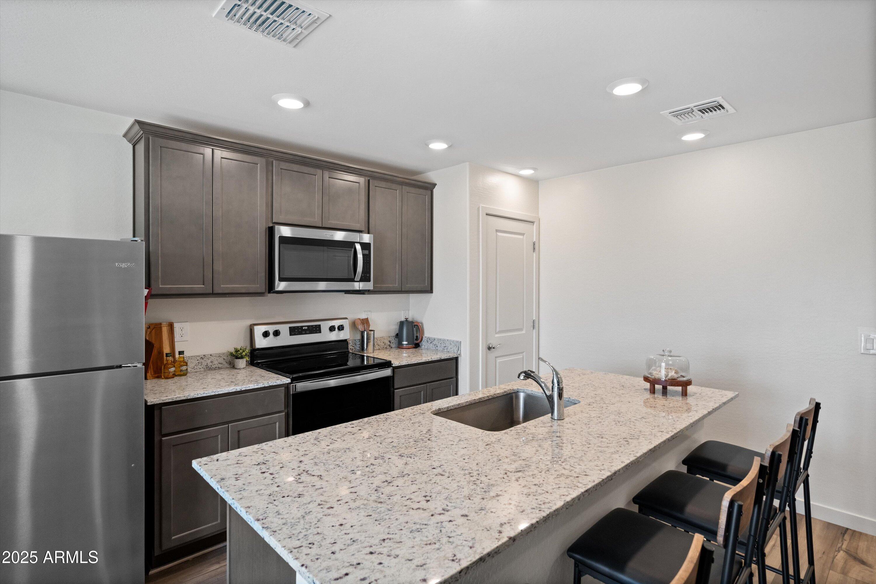 607 S WEST VIRGINIA Avenue