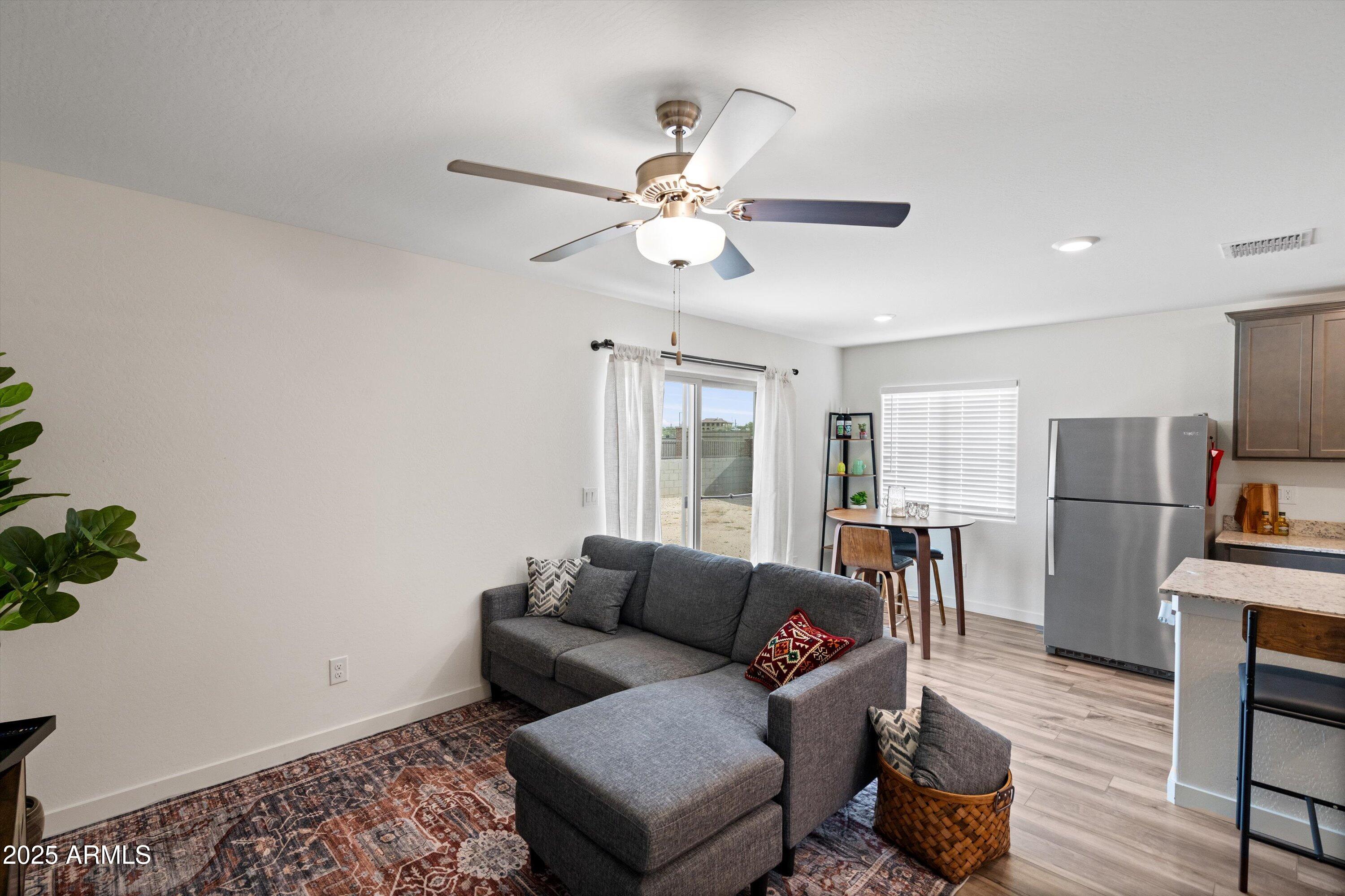 607 S WEST VIRGINIA Avenue