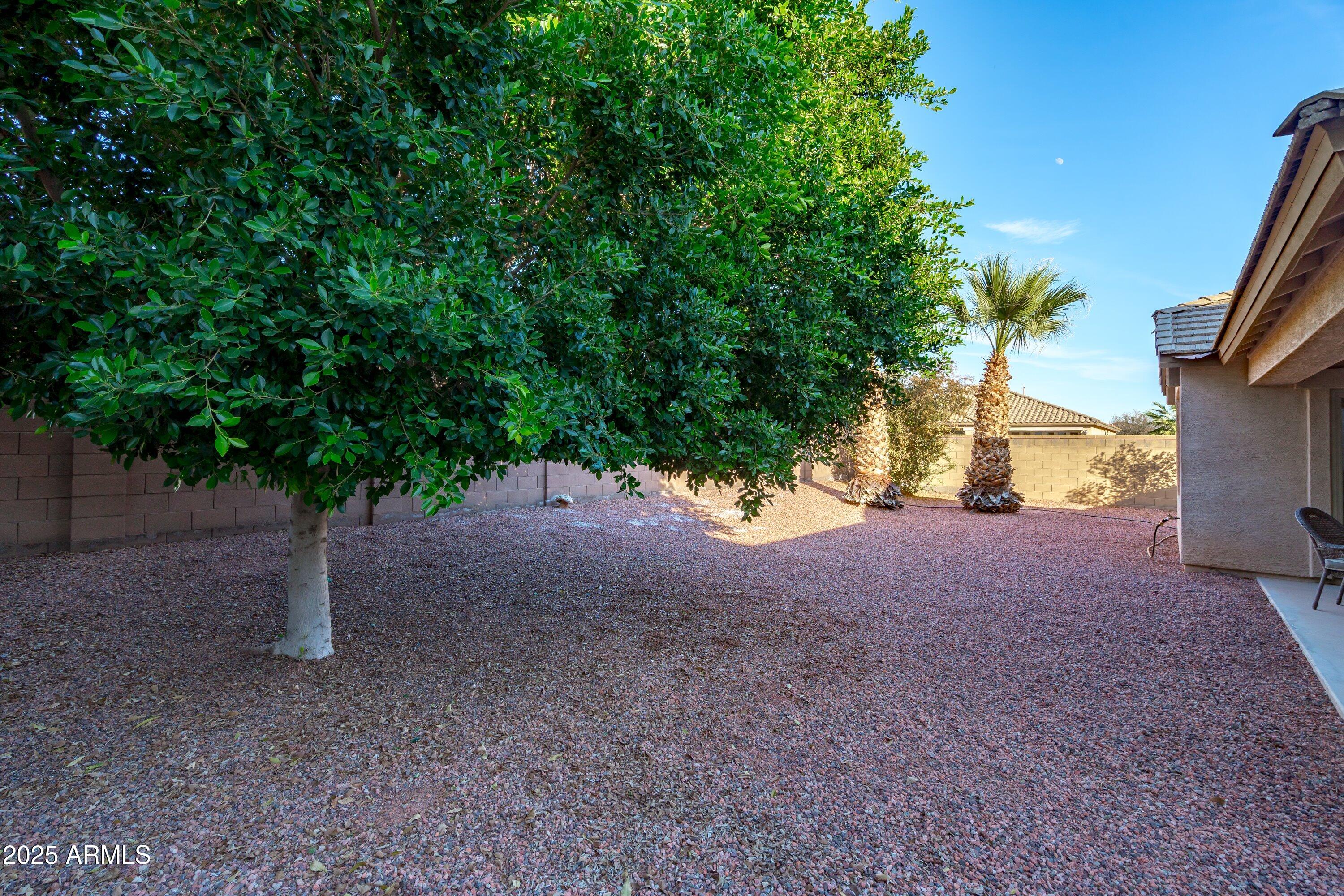 17516 W PERSHING Street