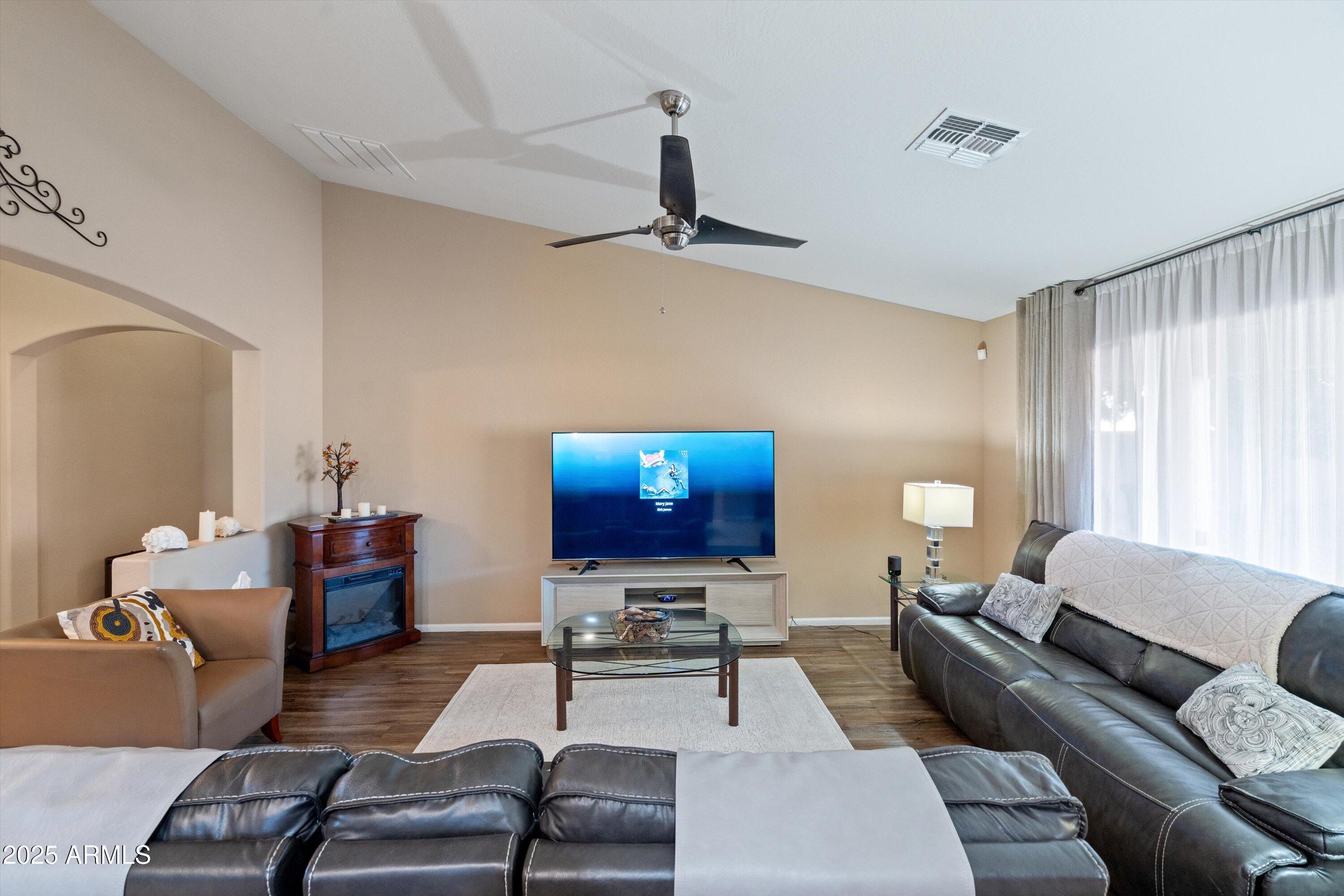 17516 W PERSHING Street