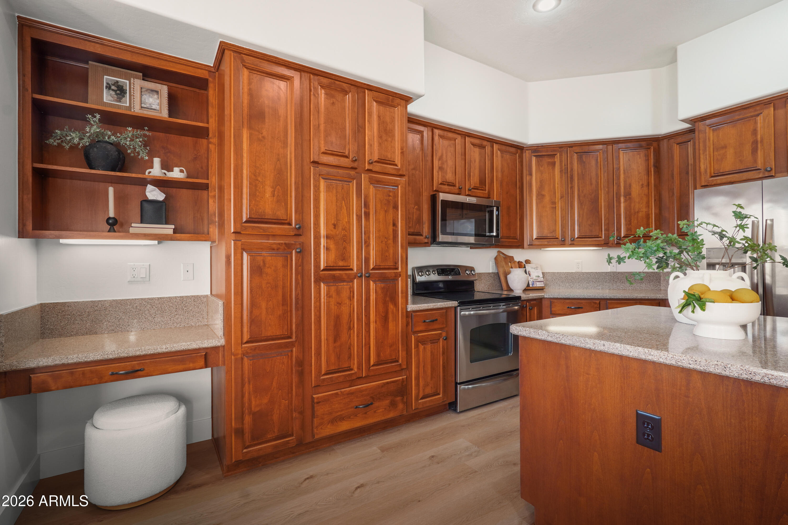 13611 W LA REATA Avenue