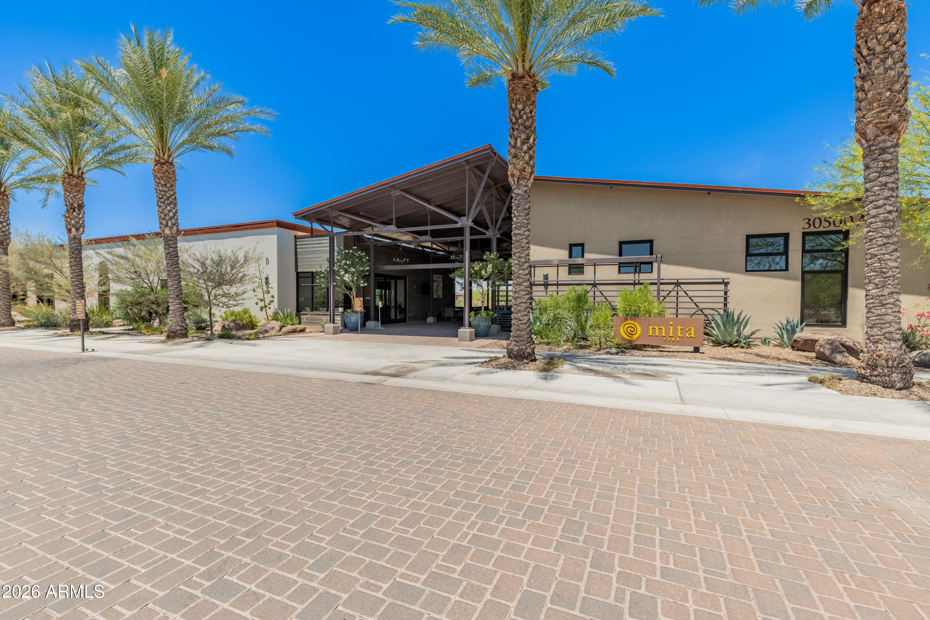 13055 W CLIFFROSE Road